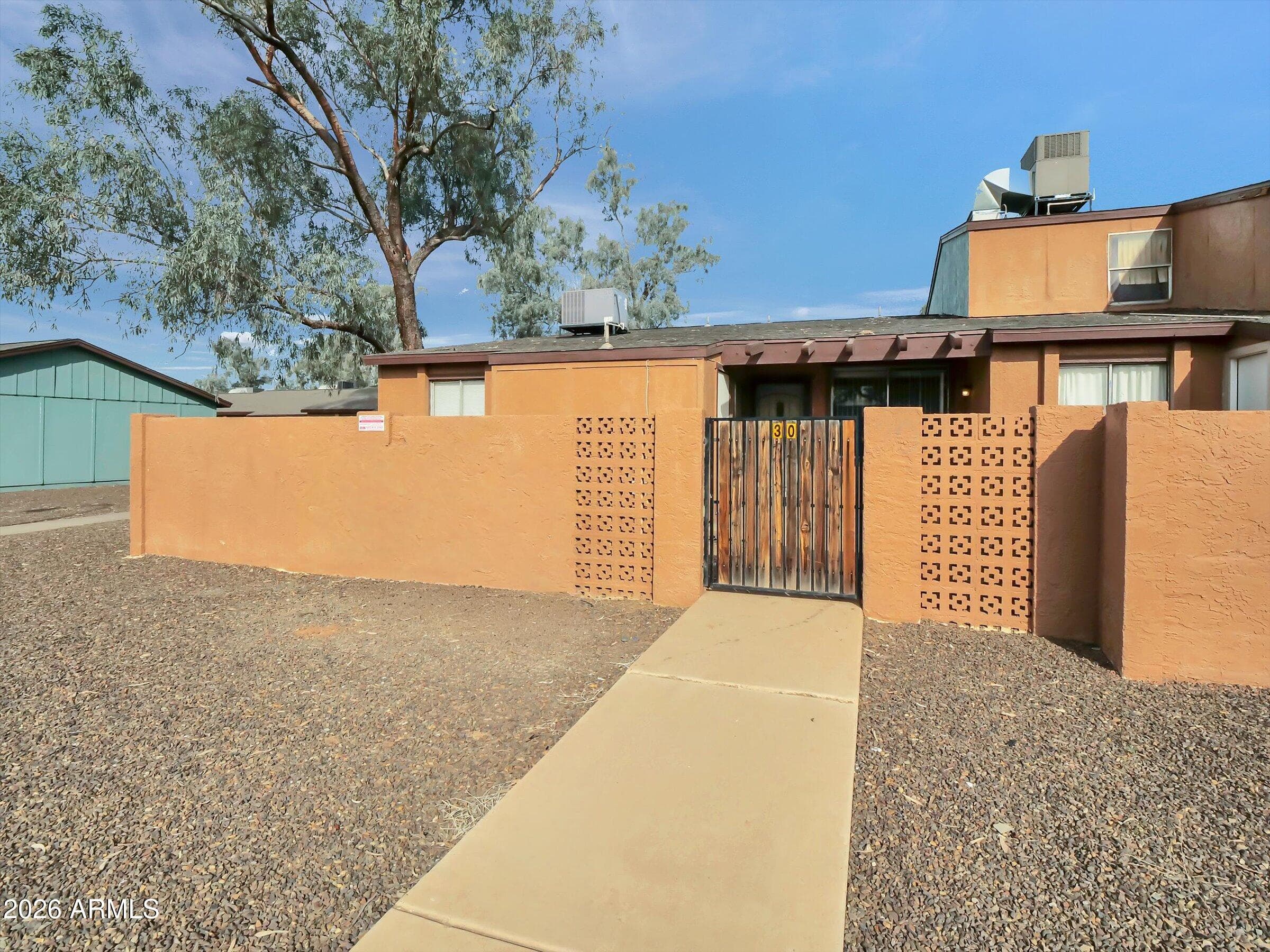3645 N 69th Avenue Unit 30, Phoenix, Arizona