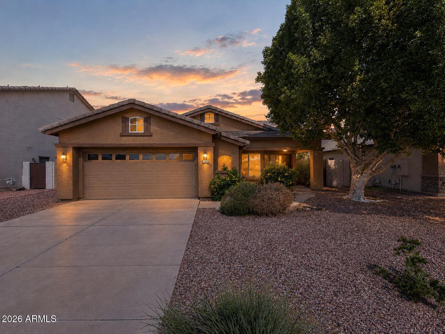 8118 W Harmony Lane