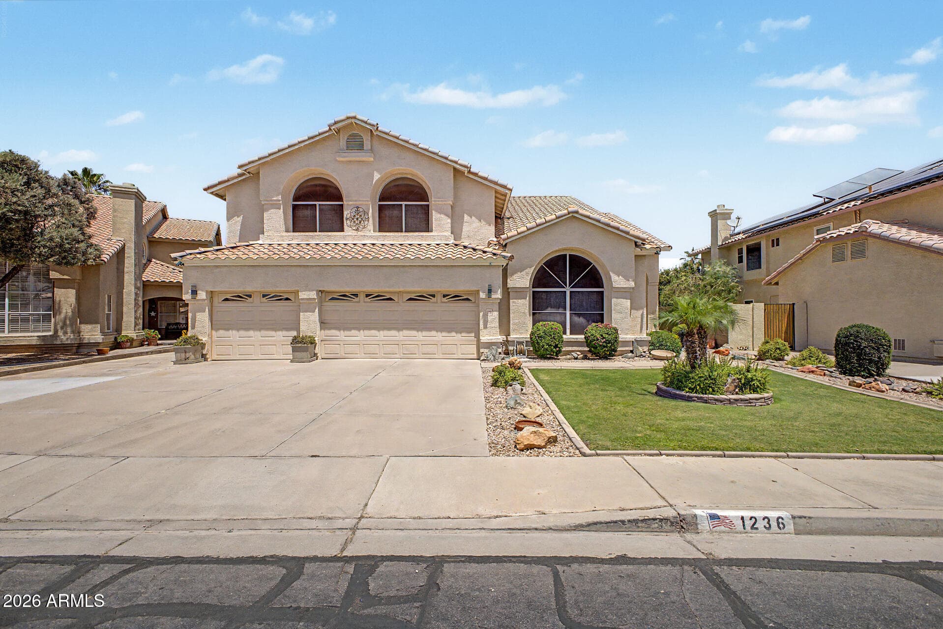 1236 E Palo Verde Street — photo 2
