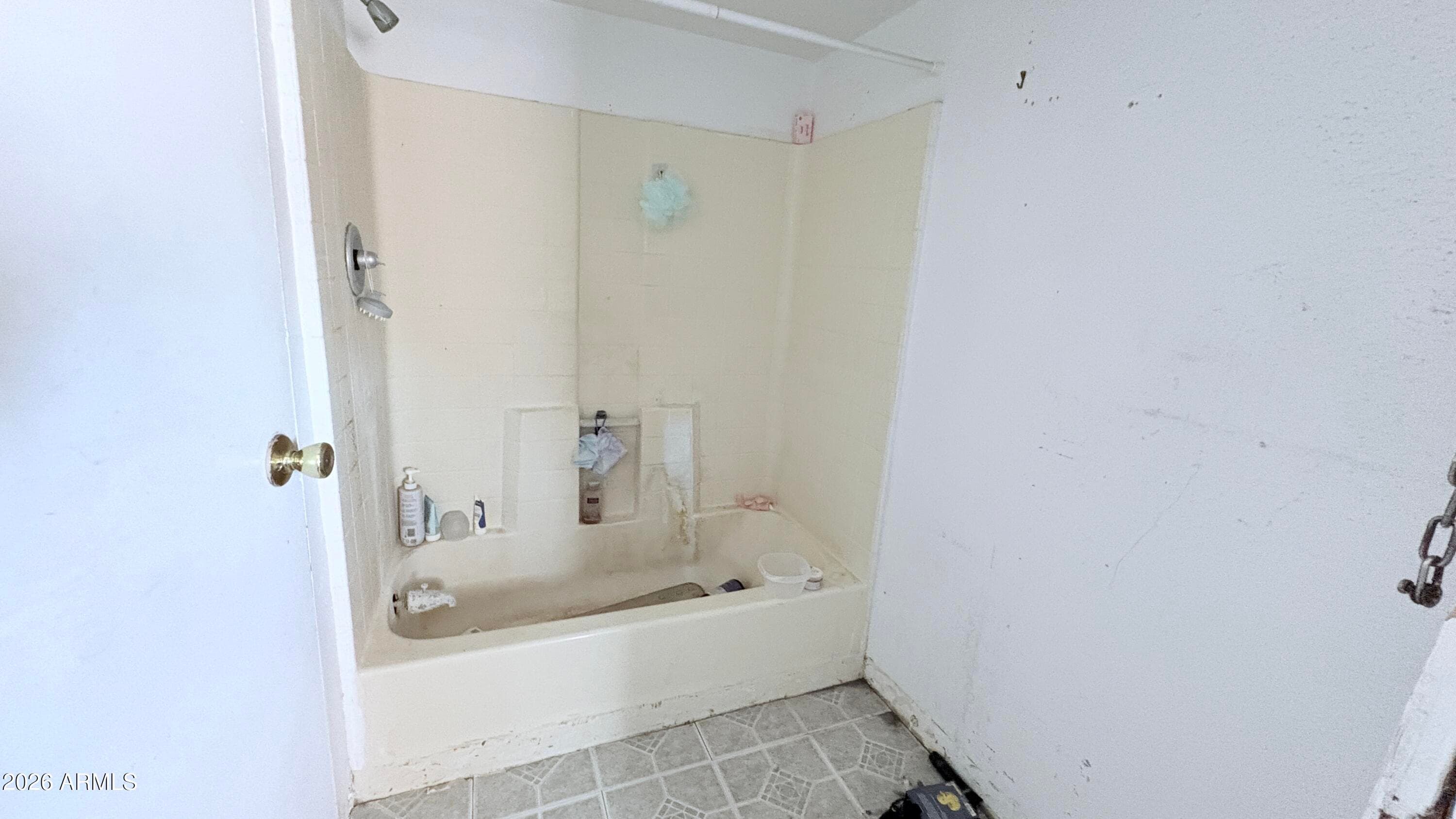 1435 N Cameron Avenue — photo 7
