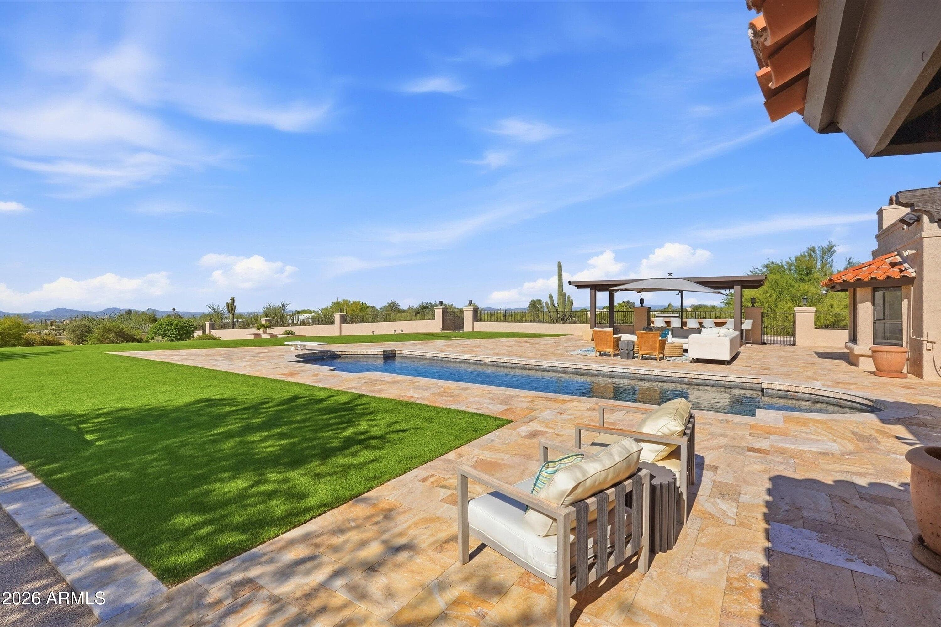 9735 E Vereda Solana Drive — photo 6