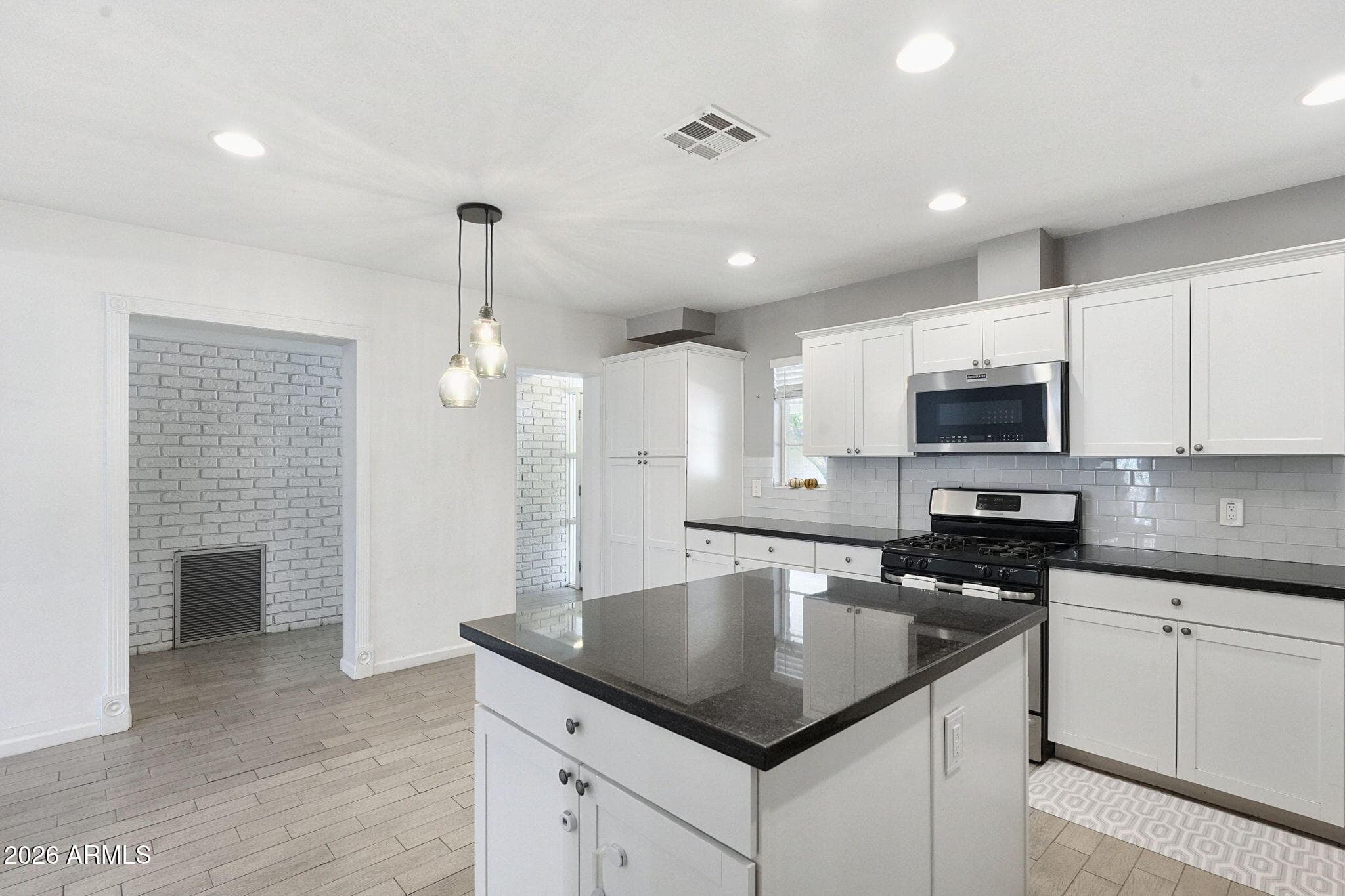 4208 E Wilshire Drive — photo 8