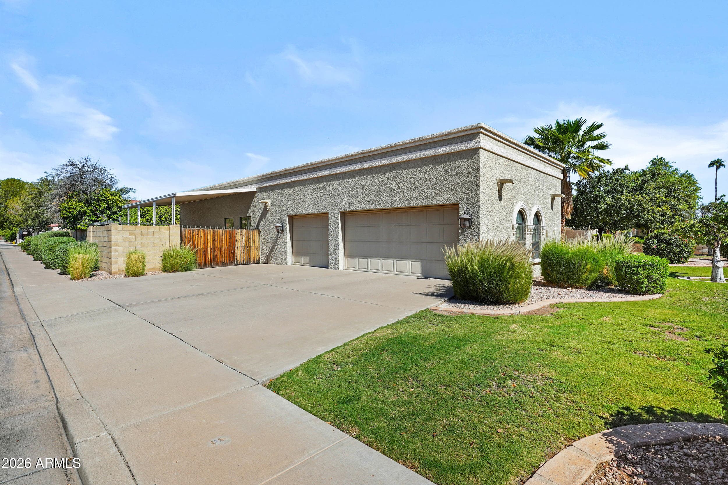 3134 E Encanto Street — photo 4
