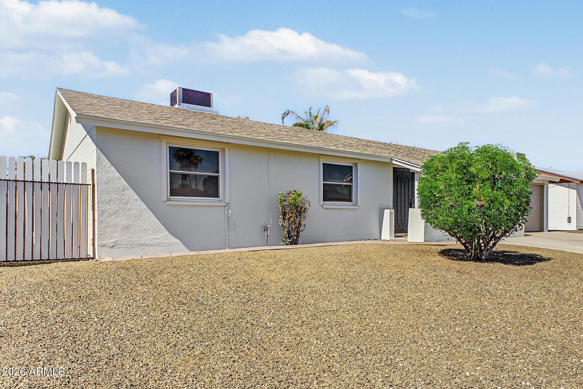 14008 N 37th Place — photo 3