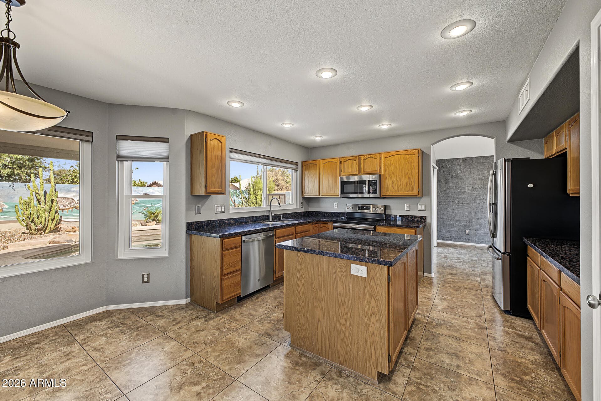3742 W Shannon Street — photo 8