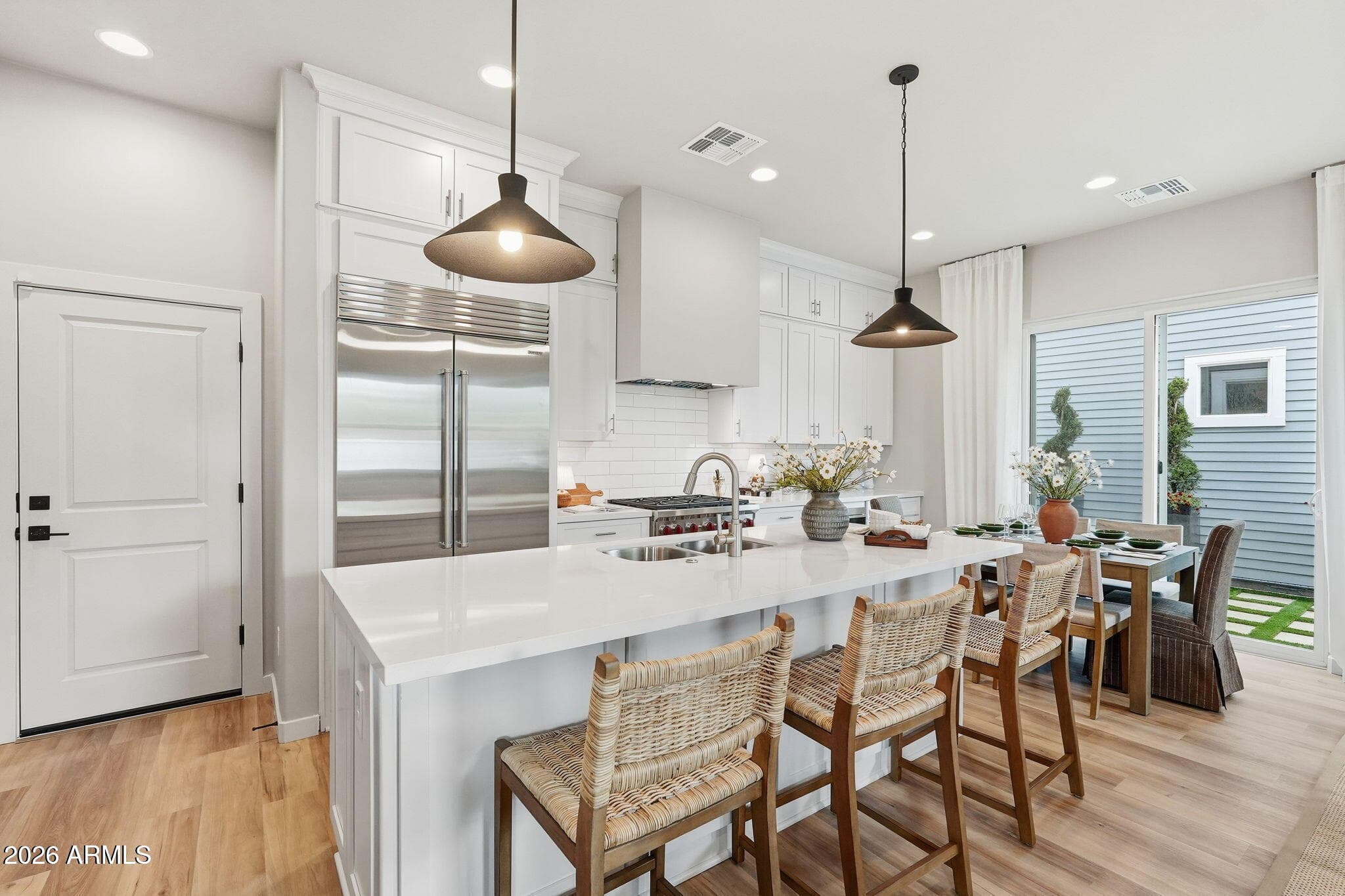 121 W Willo Court — photo 4