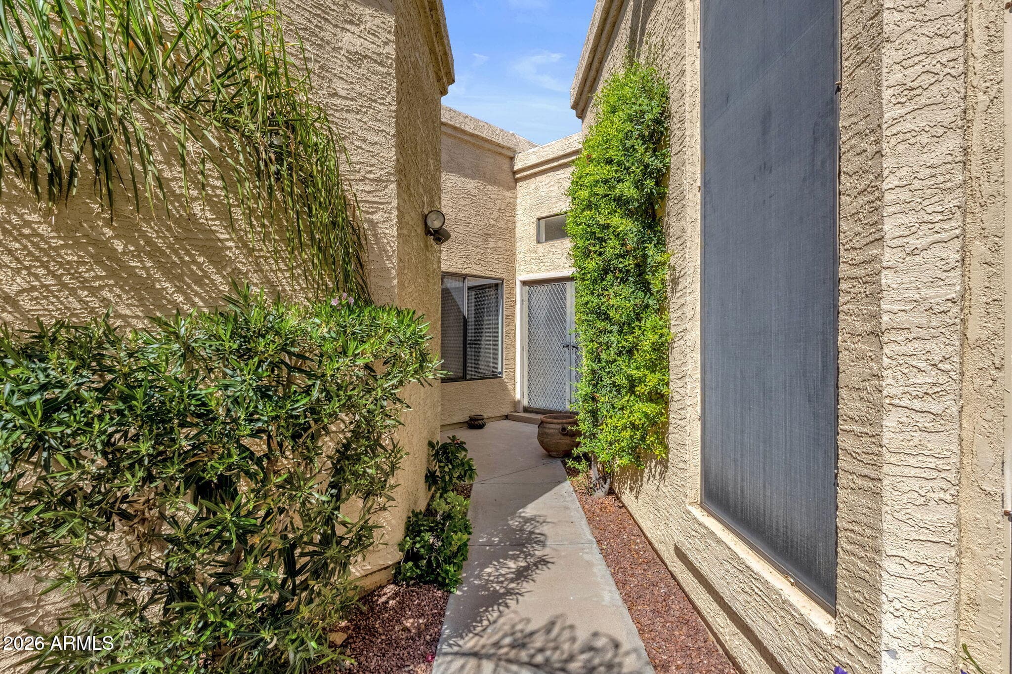 10620 E Vogel Avenue — photo 4