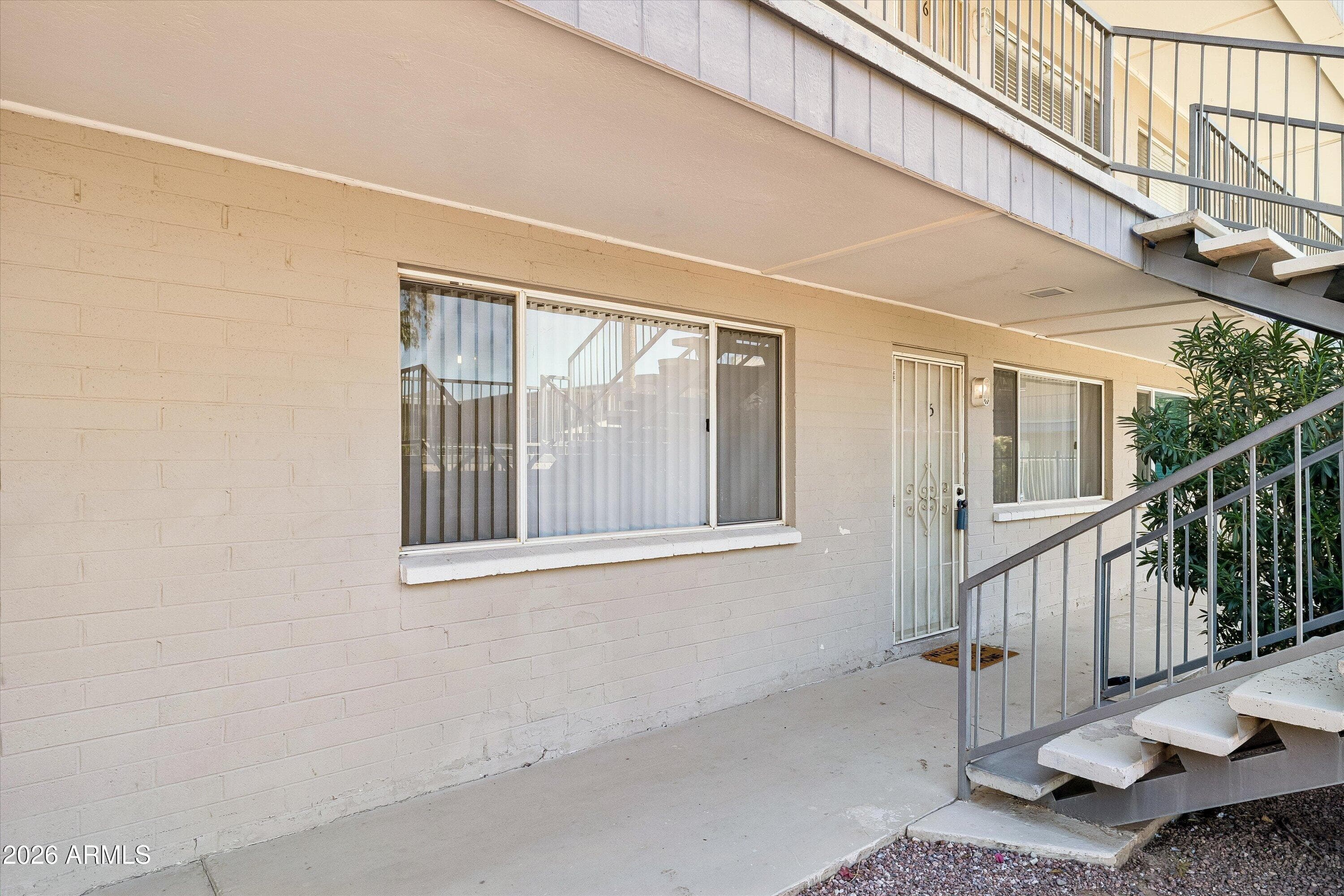 1111 E Turney Avenue 5 — photo 3