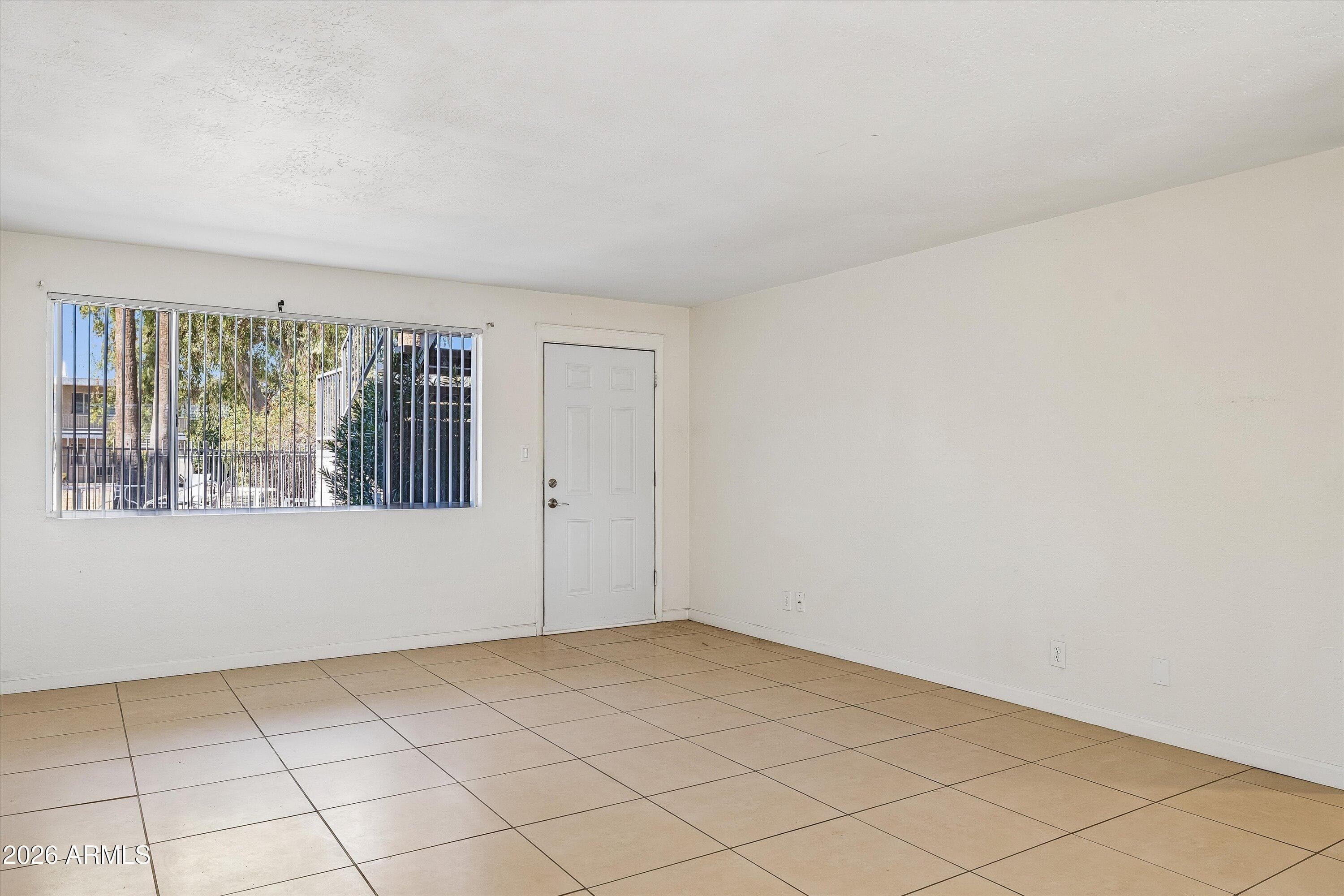 1111 E Turney Avenue 5 — photo 6