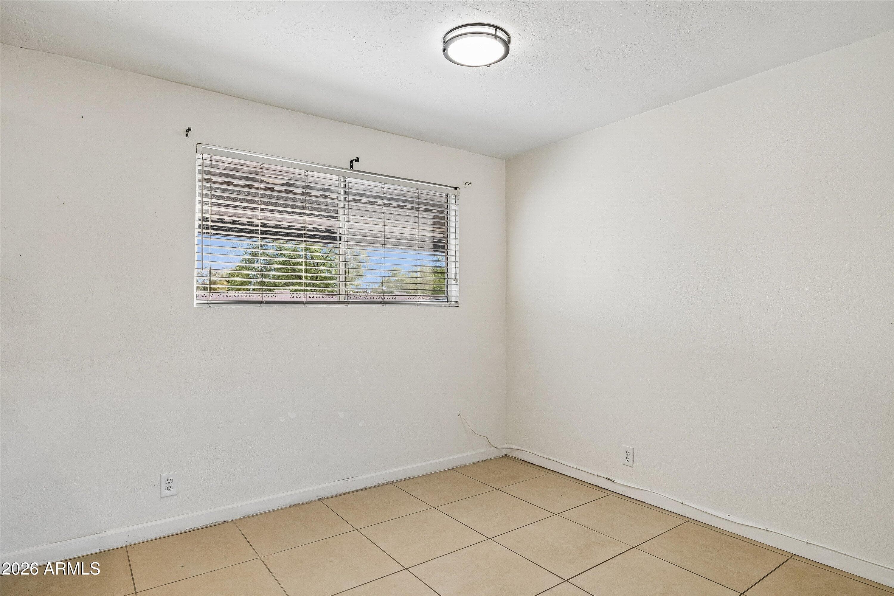1111 E Turney Avenue 5 — photo 7