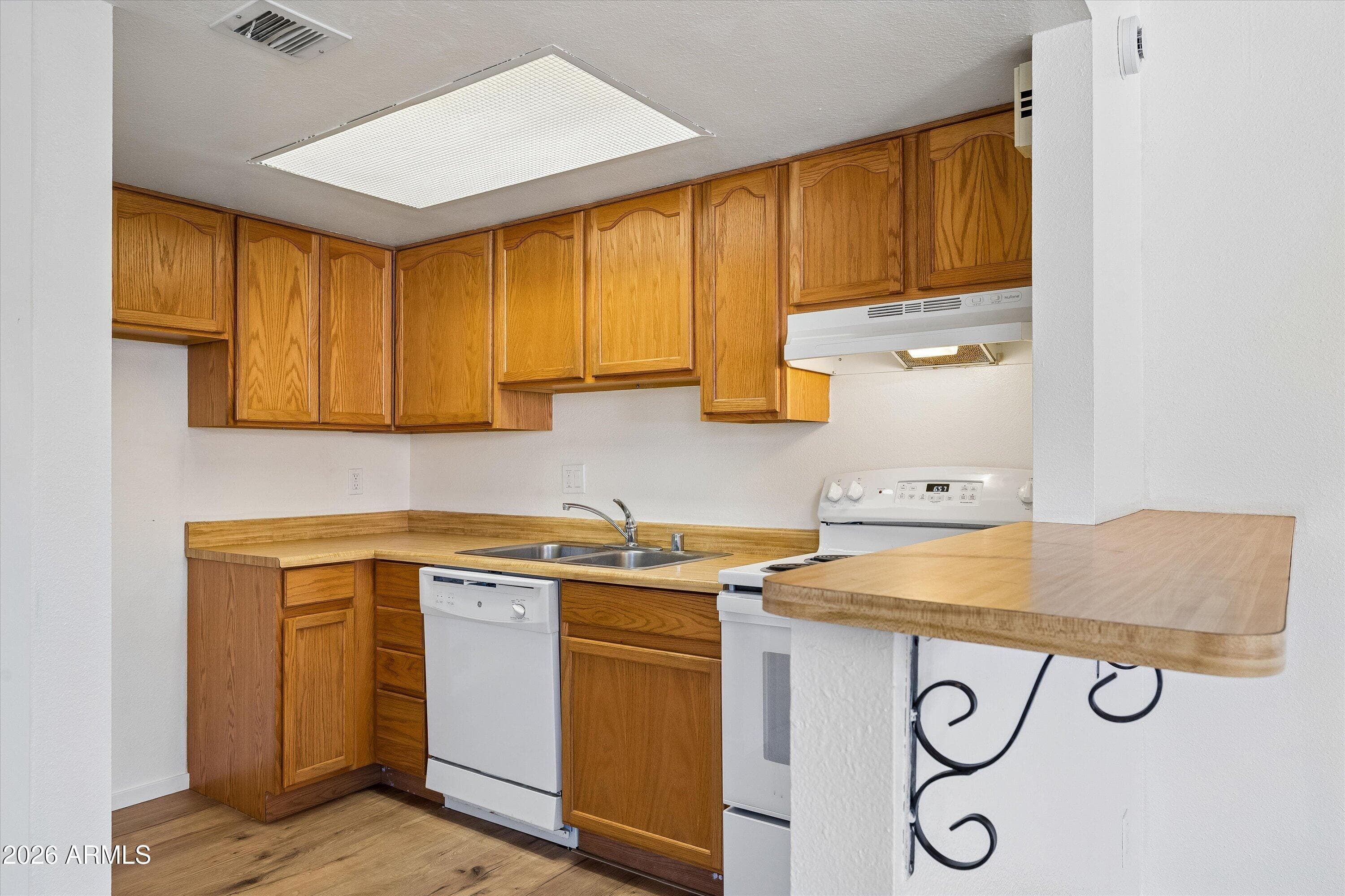 700 W University Drive 243 — photo 8