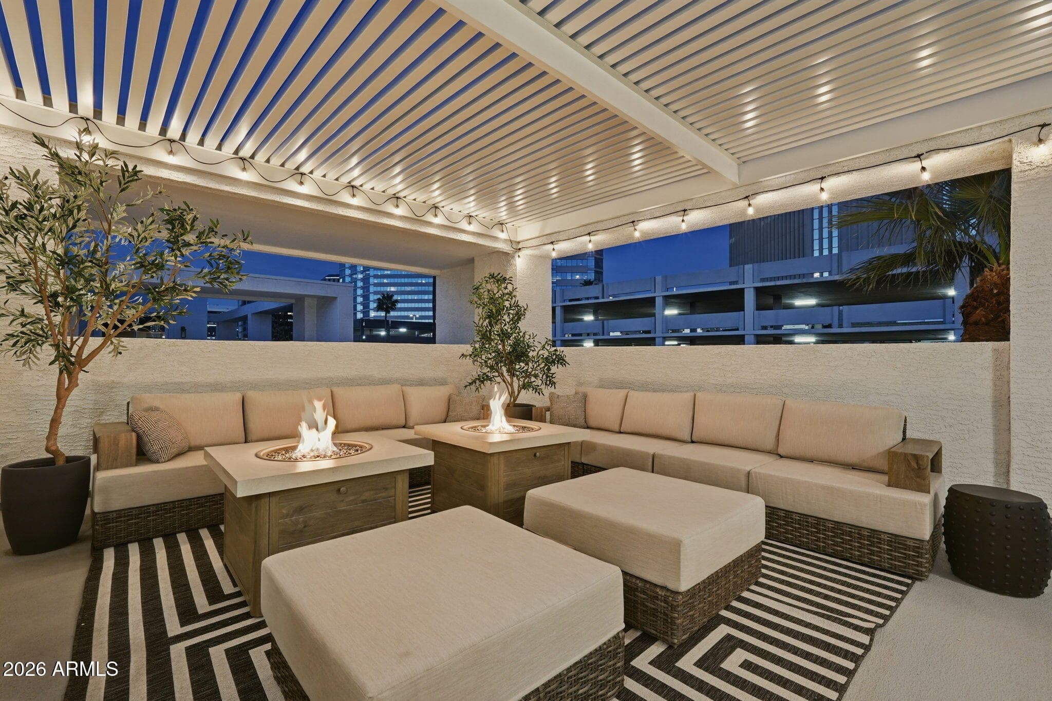 128 W Willo Court — photo 1 of 36