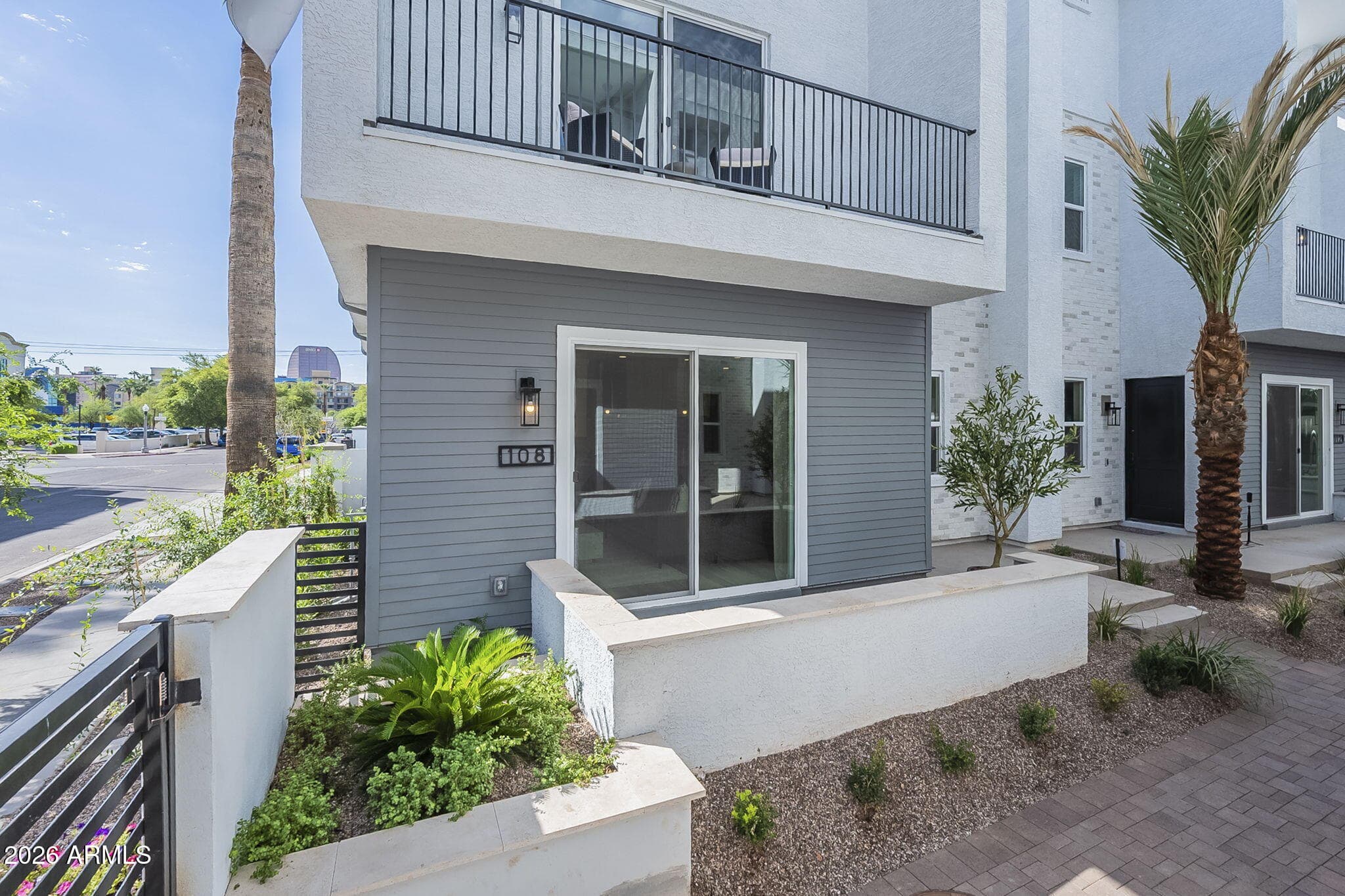 128 W Willo Court — photo 5