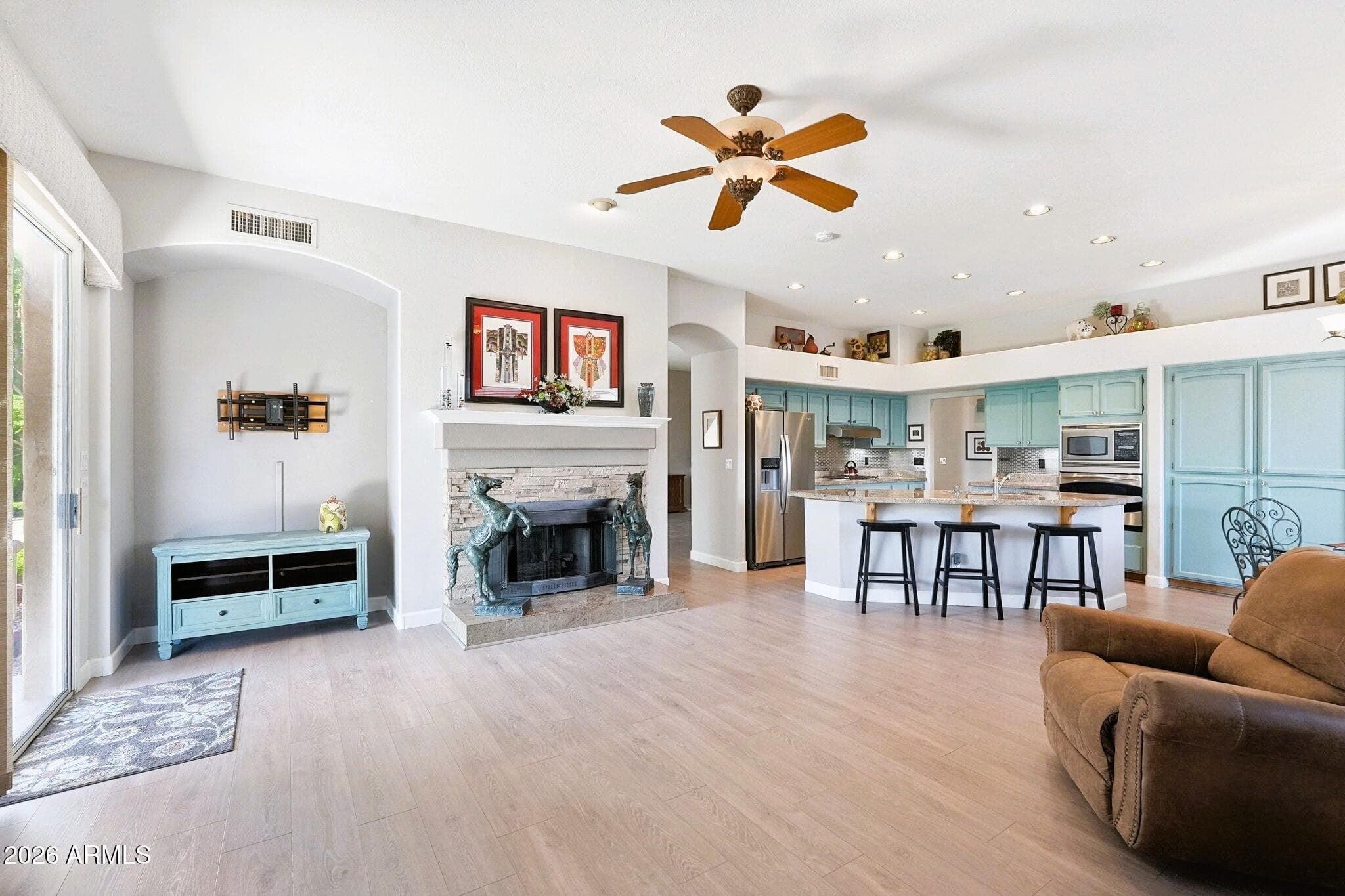 6519 W Crest Lane — photo 4