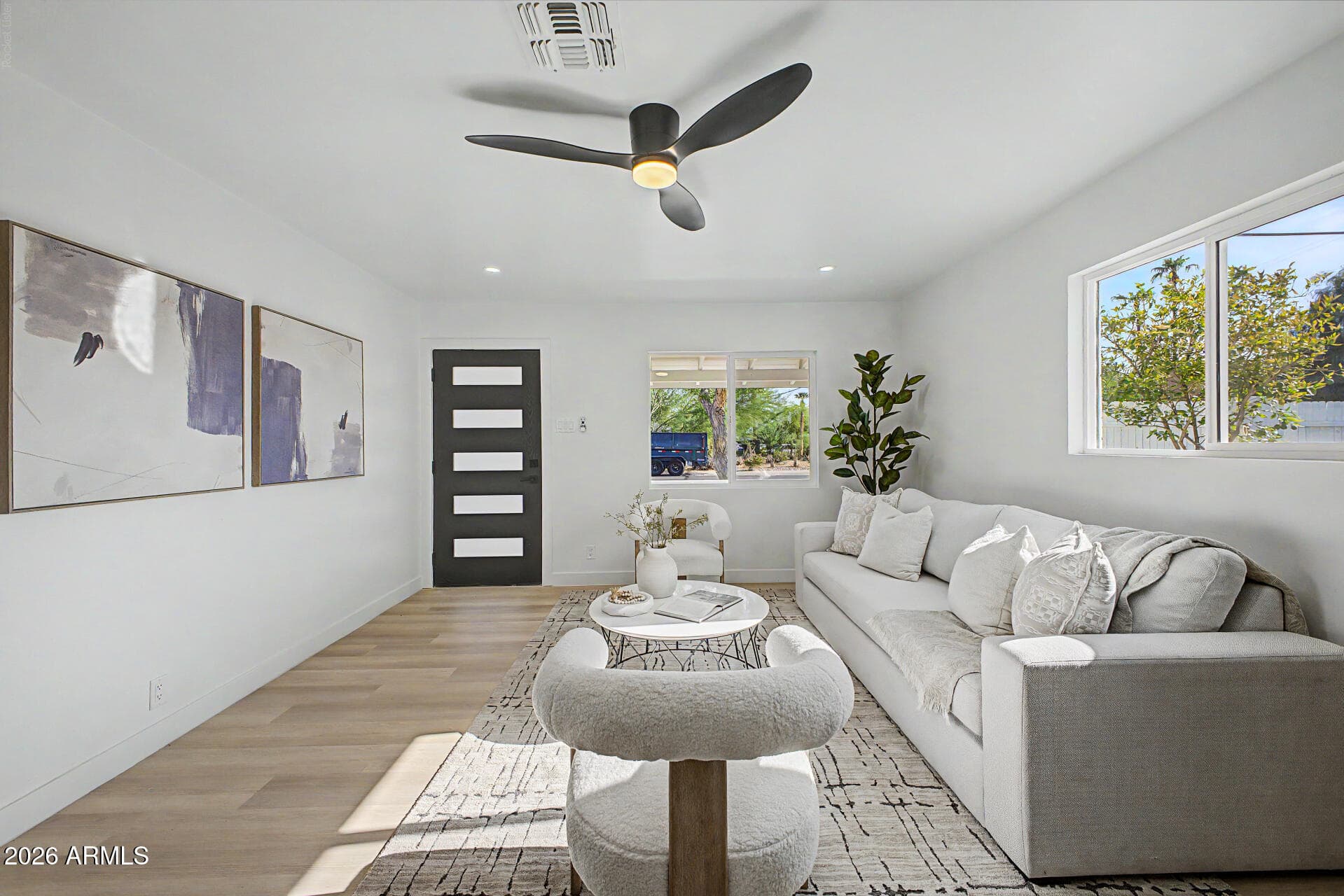 2238 W Catalina Drive — photo 4