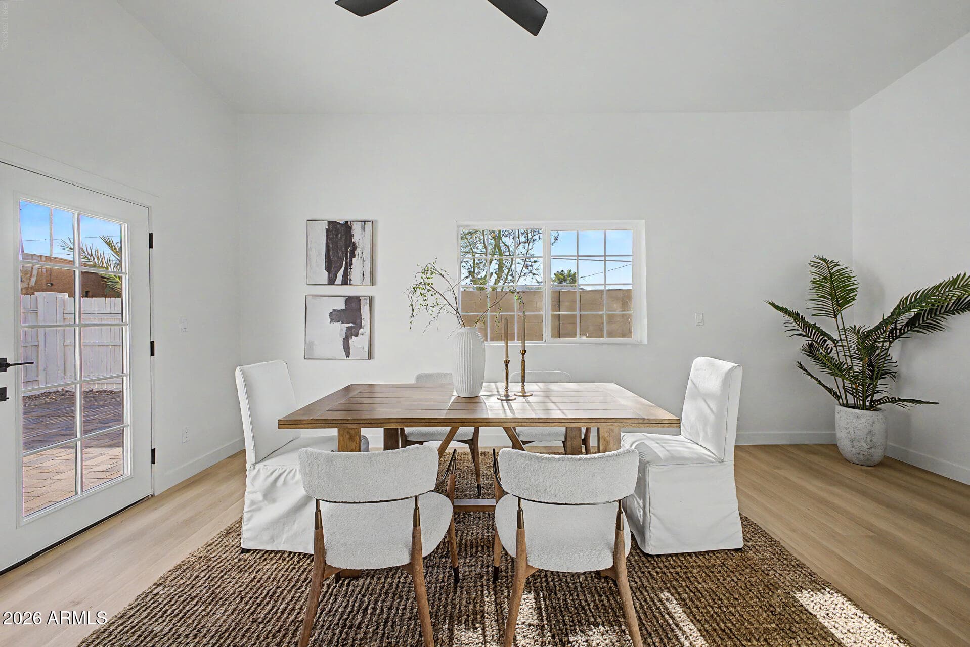 2238 W Catalina Drive — photo 8