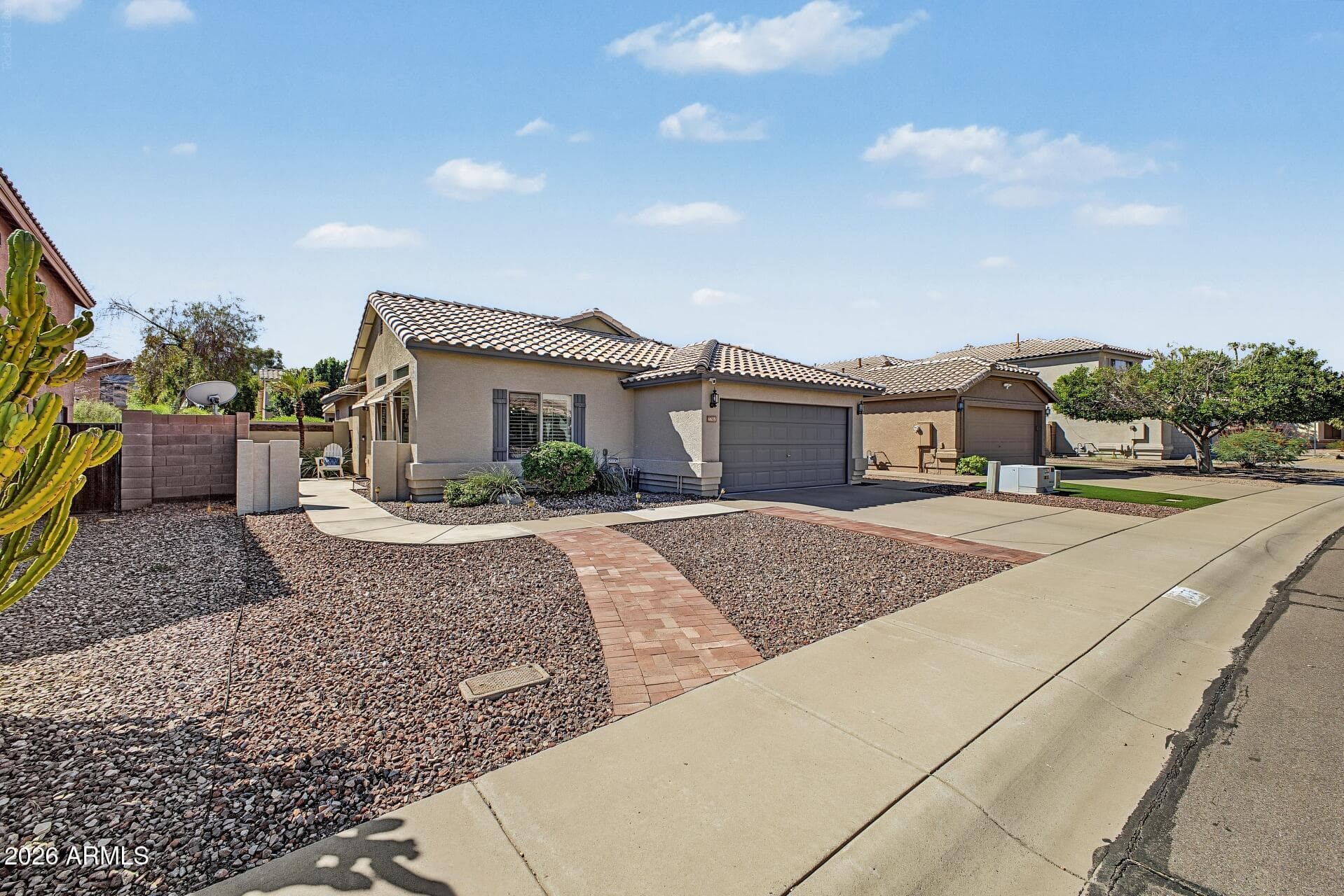 4675 E Summerhaven Drive — photo 3