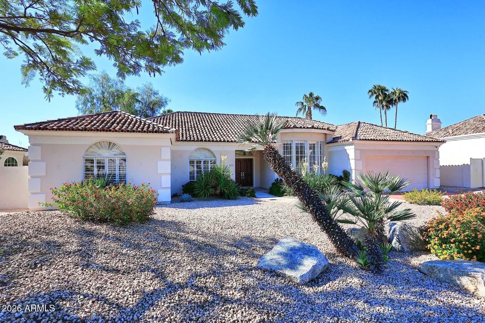 10135 E Bella Vista Drive — photo 2