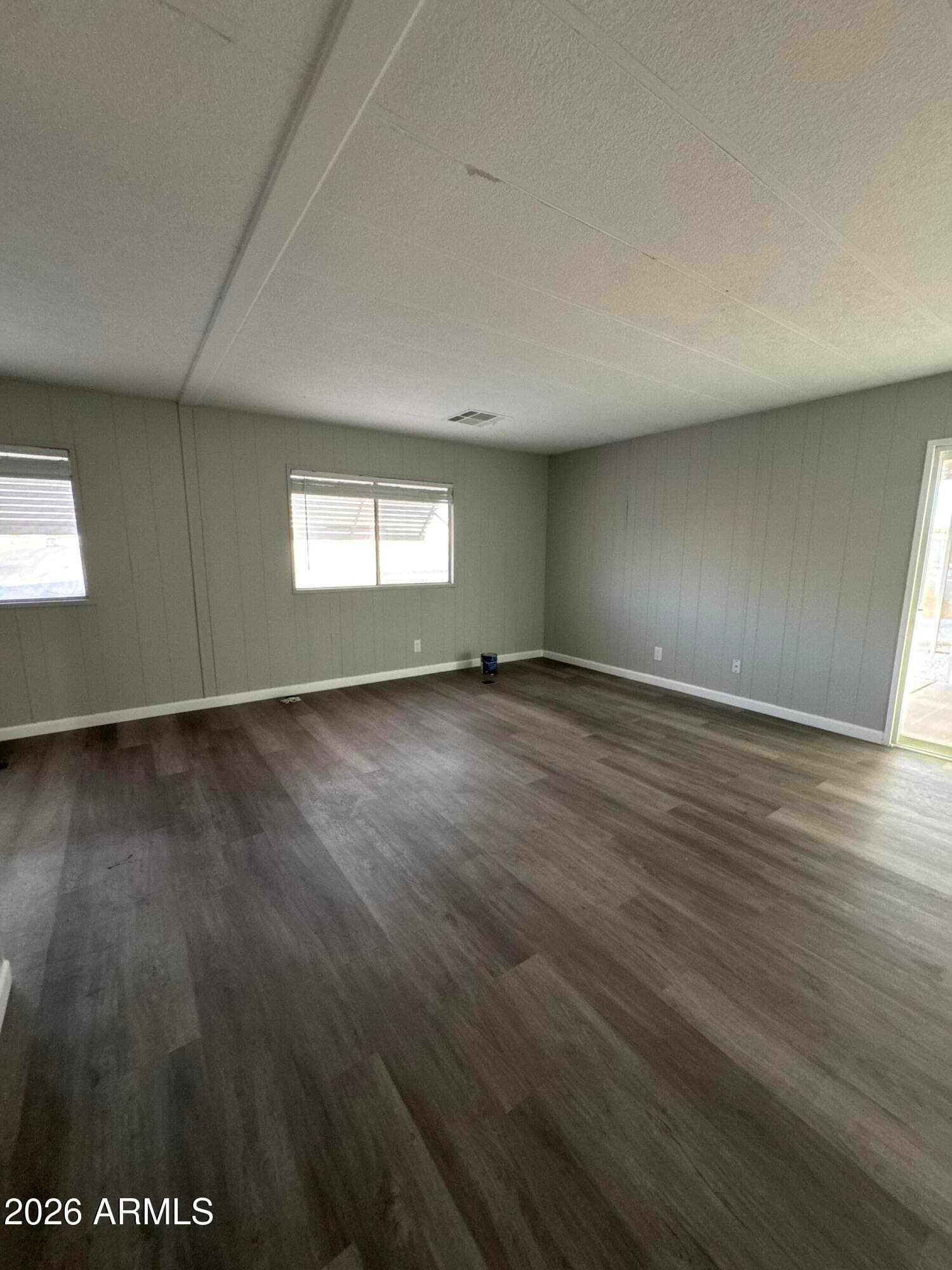 3104 E Broadway Road — photo 6