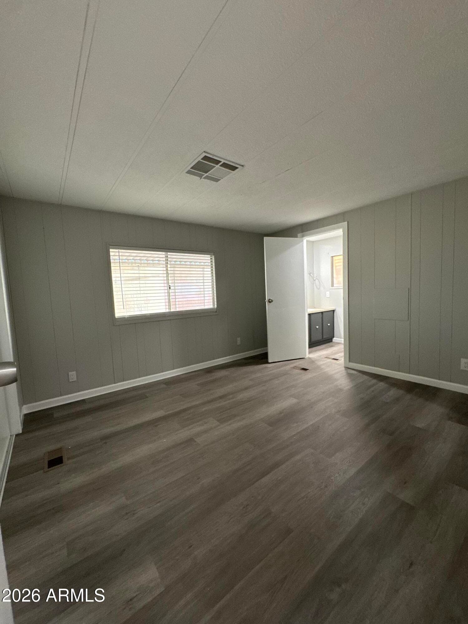 3104 E Broadway Road — photo 7