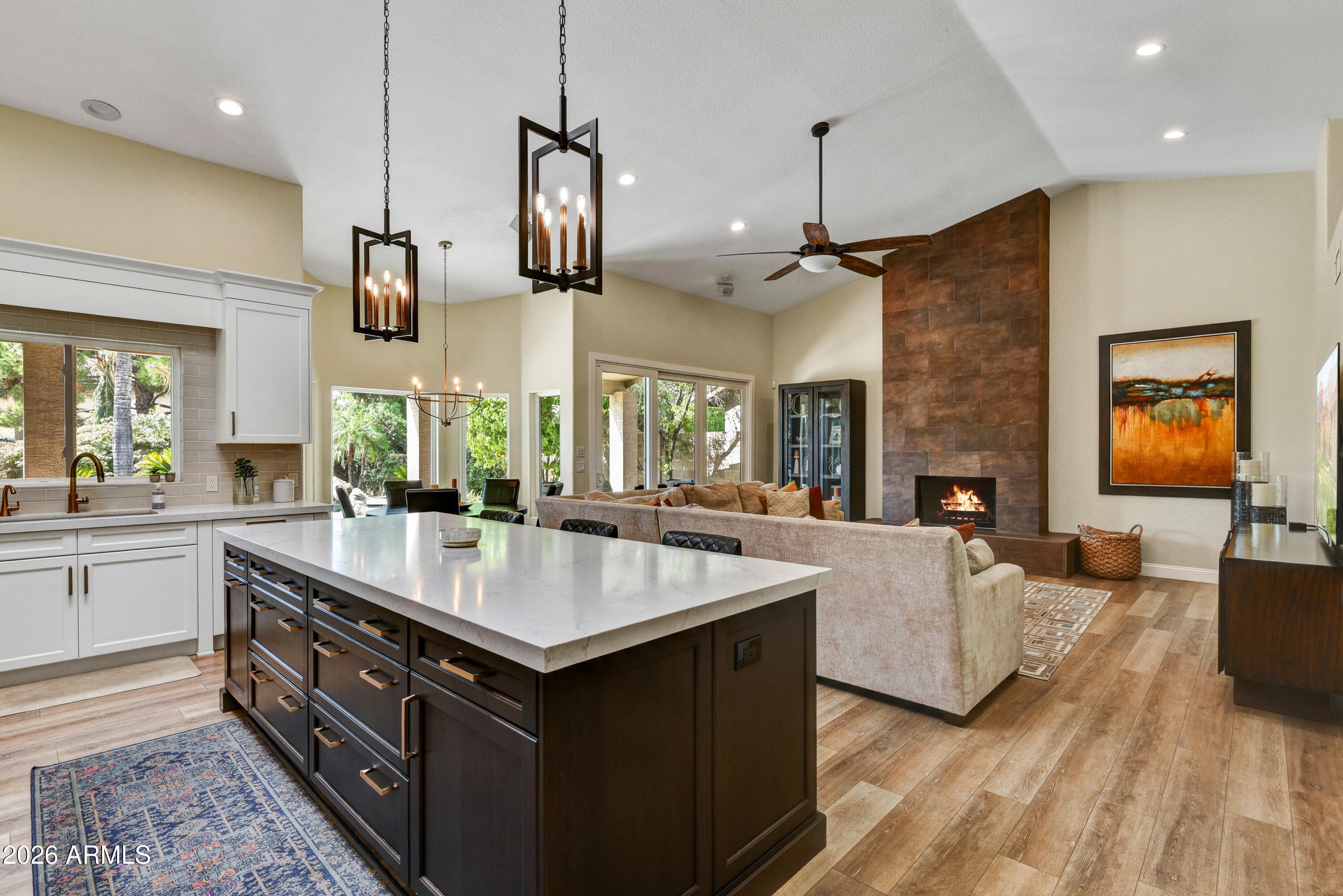 6819 E Winchcomb Drive — photo 5