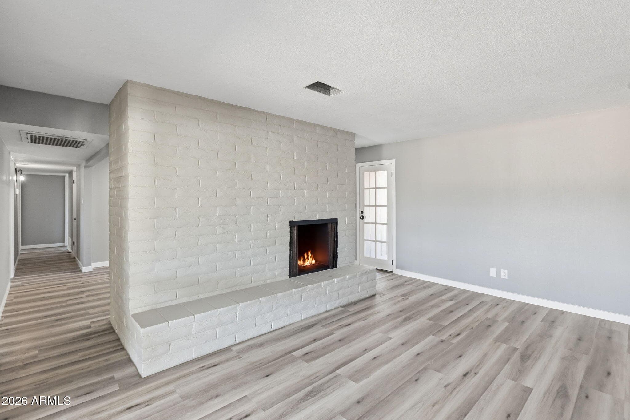 1061 E 9th Drive — photo 7