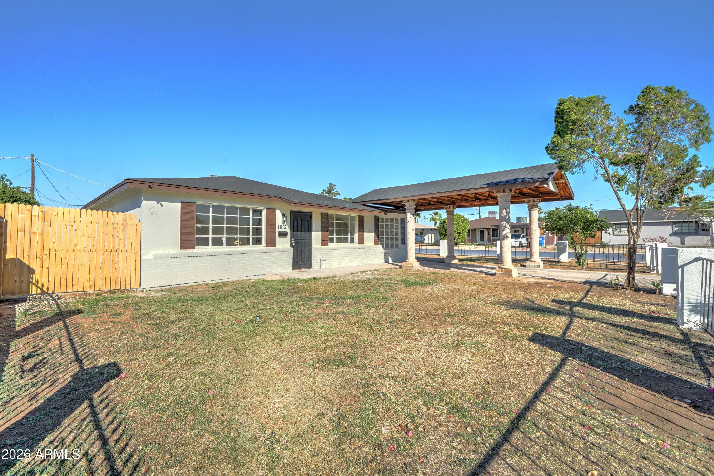 1812 N 32nd Place, Phoenix, Arizona