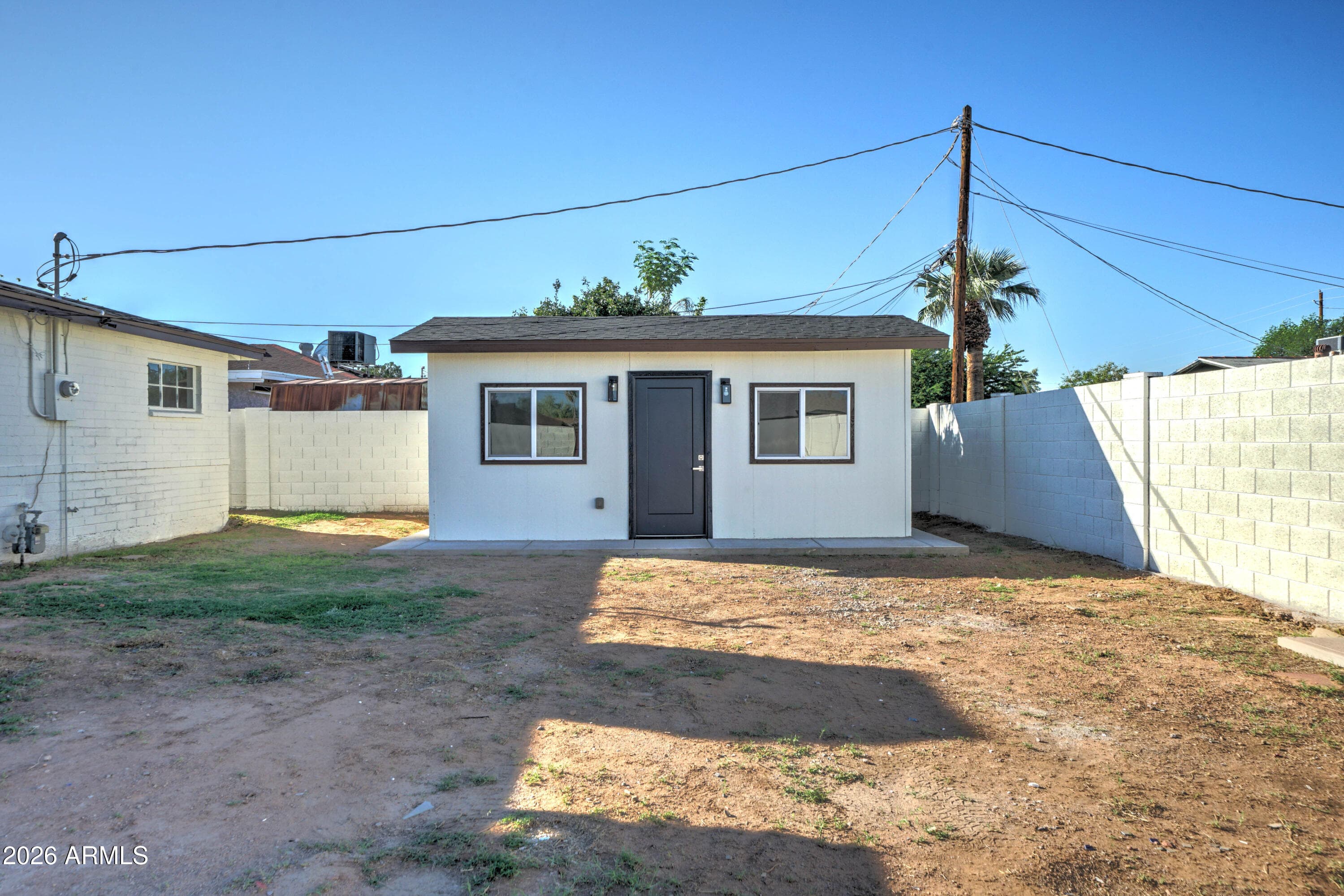 1812 N 32nd Place — photo 3