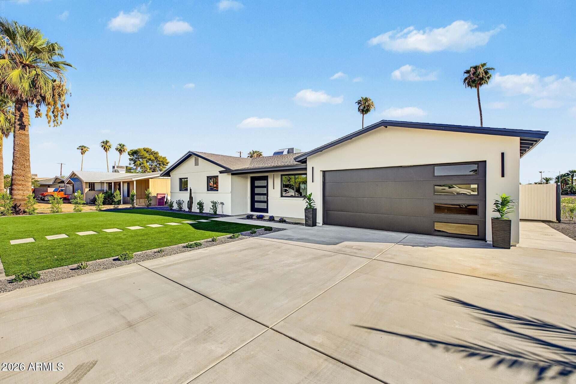 8403 E Heatherbrae Drive — photo 2
