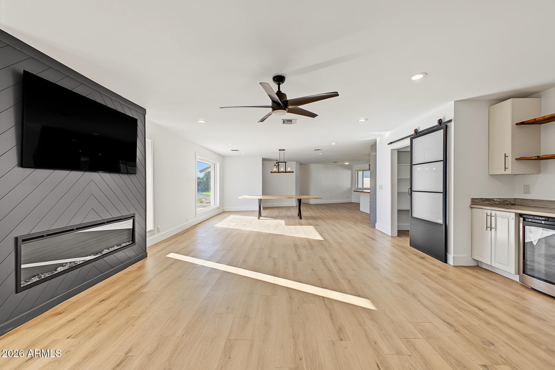 439 S Cactus Wren Street — photo 4