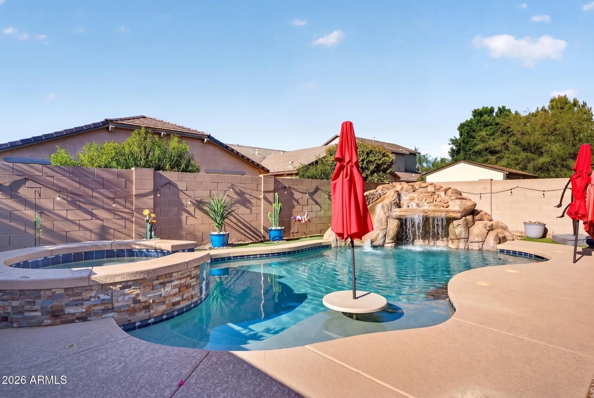 3876 E Sourwood Drive, Gilbert, Arizona