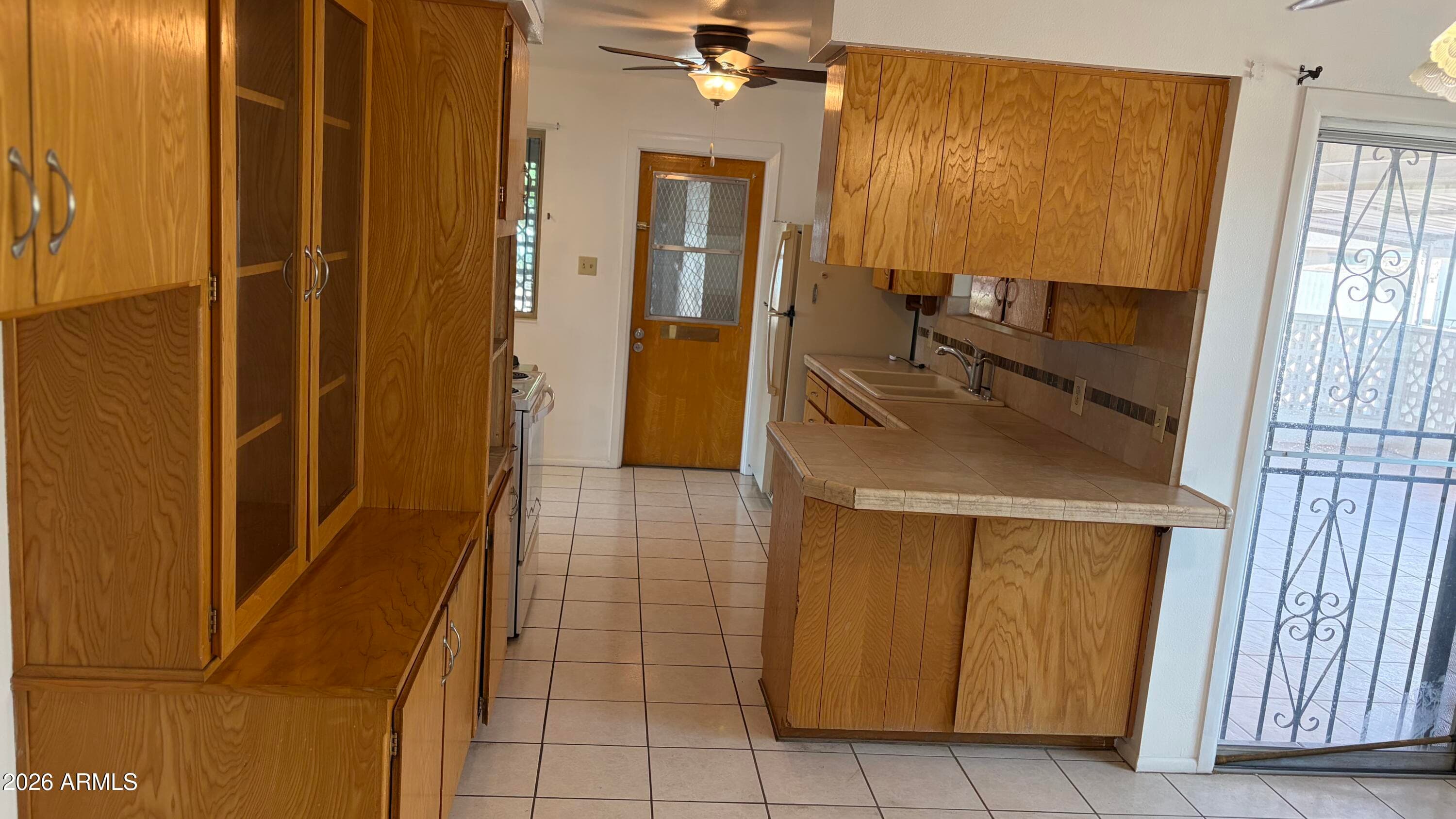 5708 E University Drive — photo 5