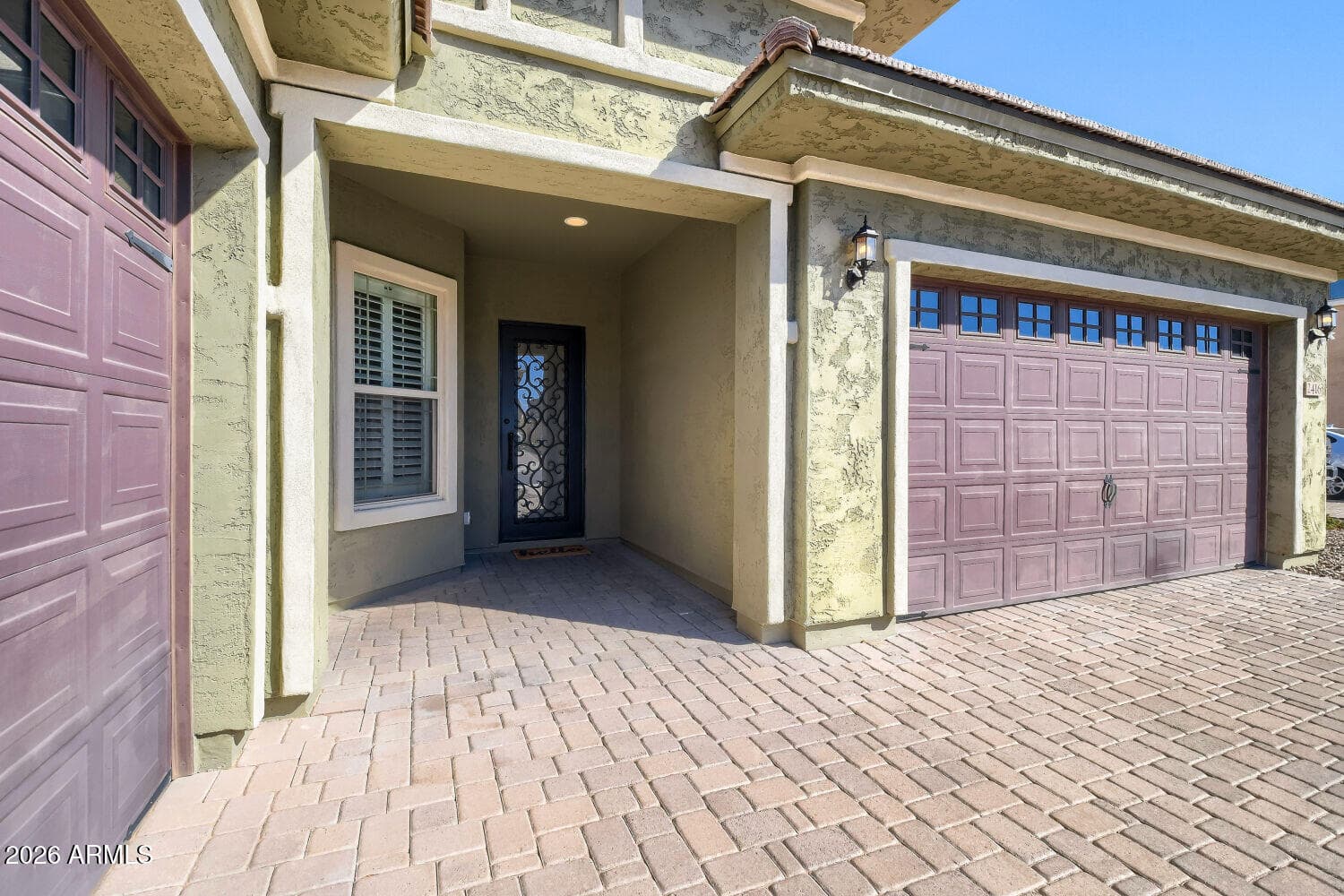 2416 E Cherry Hill Drive — photo 3