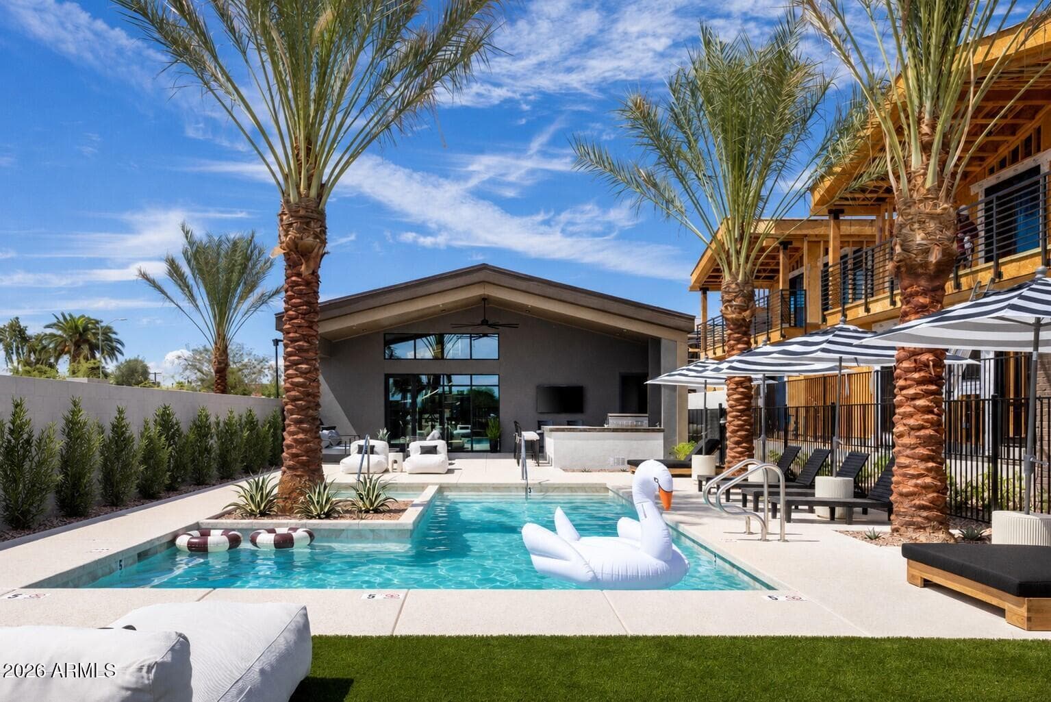 7300 E Palm Lane 1003 — photo 3