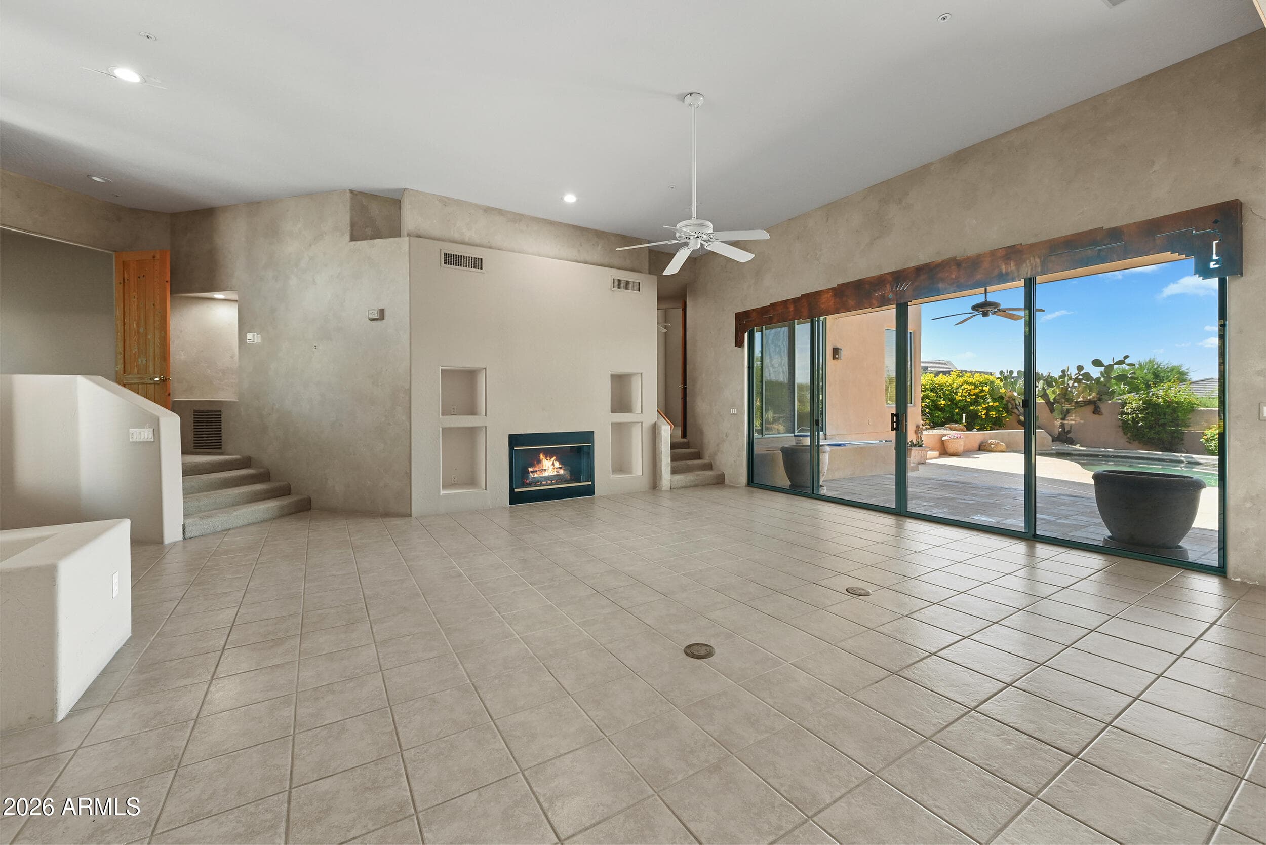 10877 E Dale Lane — photo 4