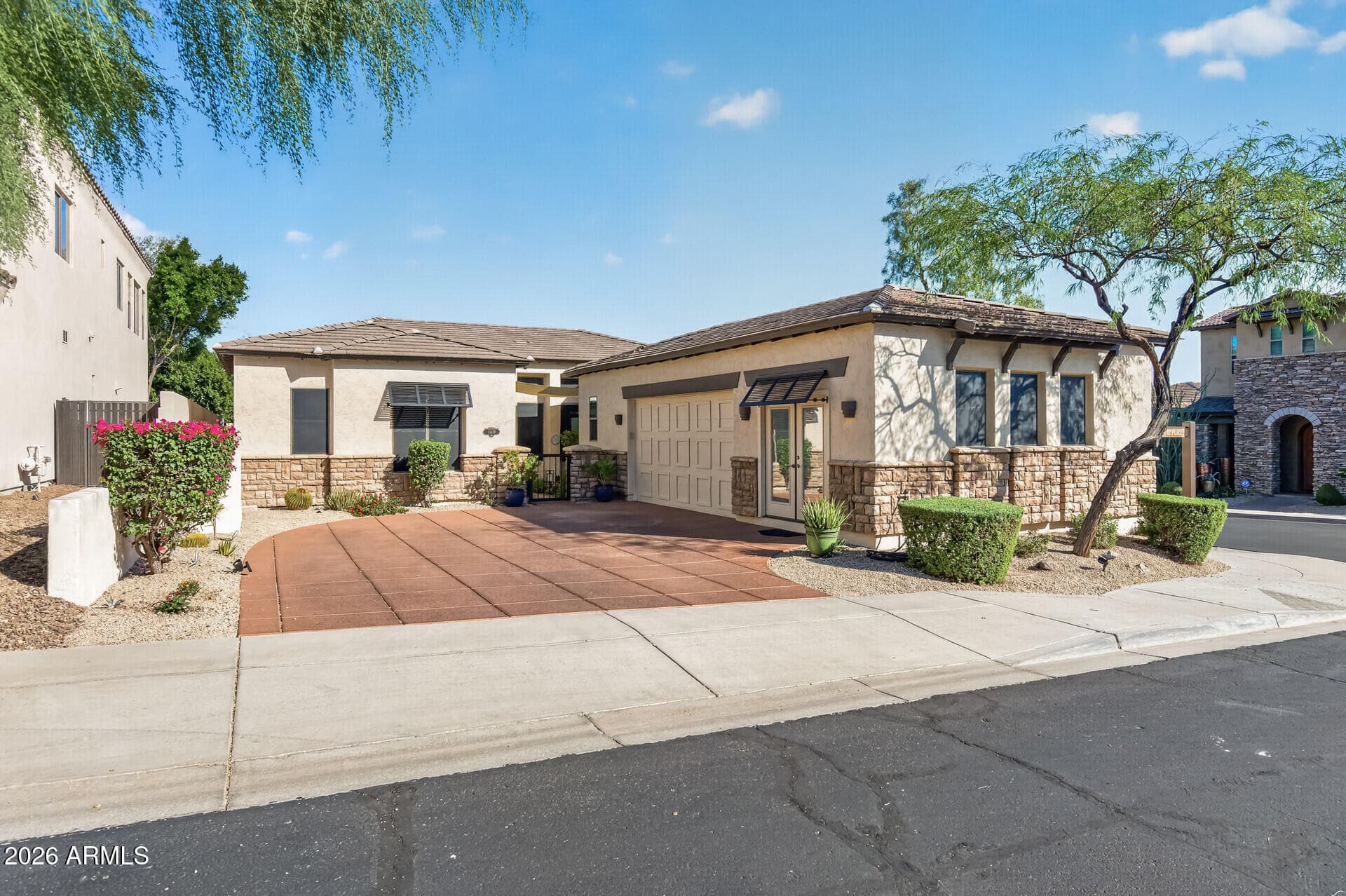 11419 N 12th Place