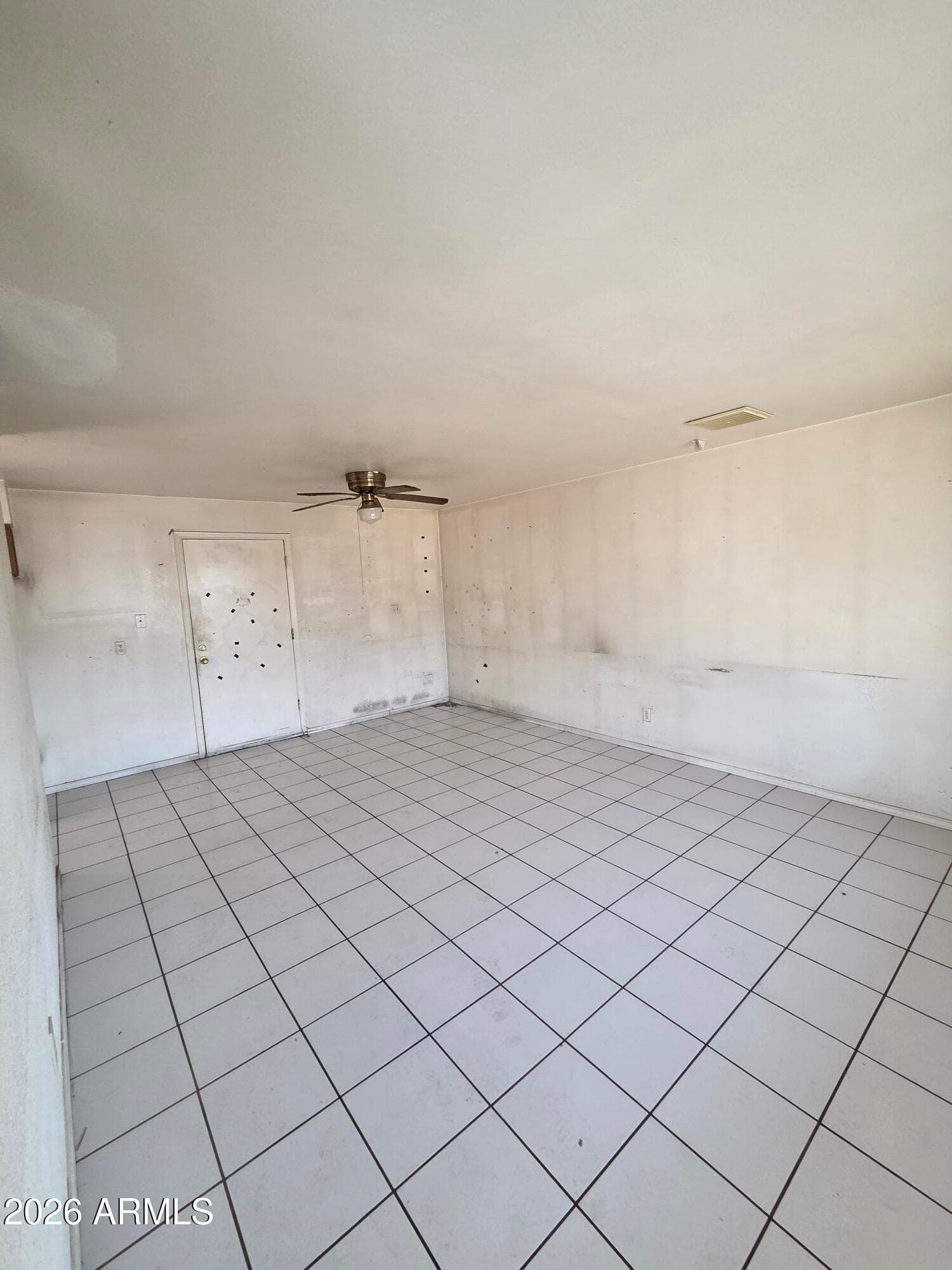 5210 W Windsor Avenue — photo 2
