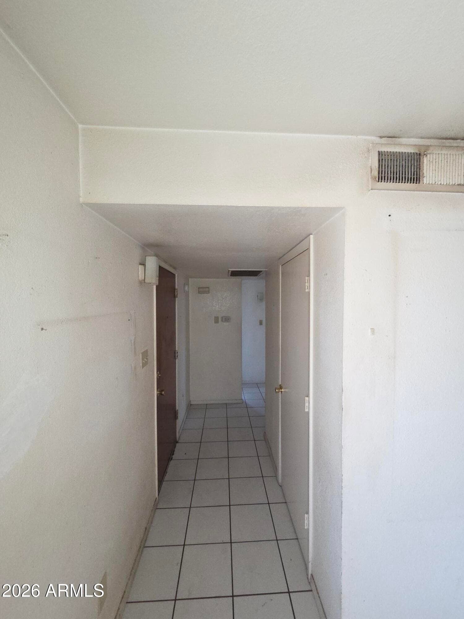 5210 W Windsor Avenue — photo 4