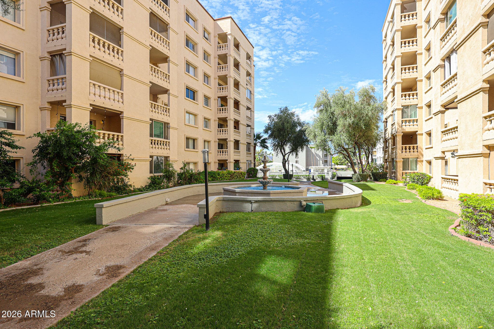 7930 E Camelback Road 605 — photo 4