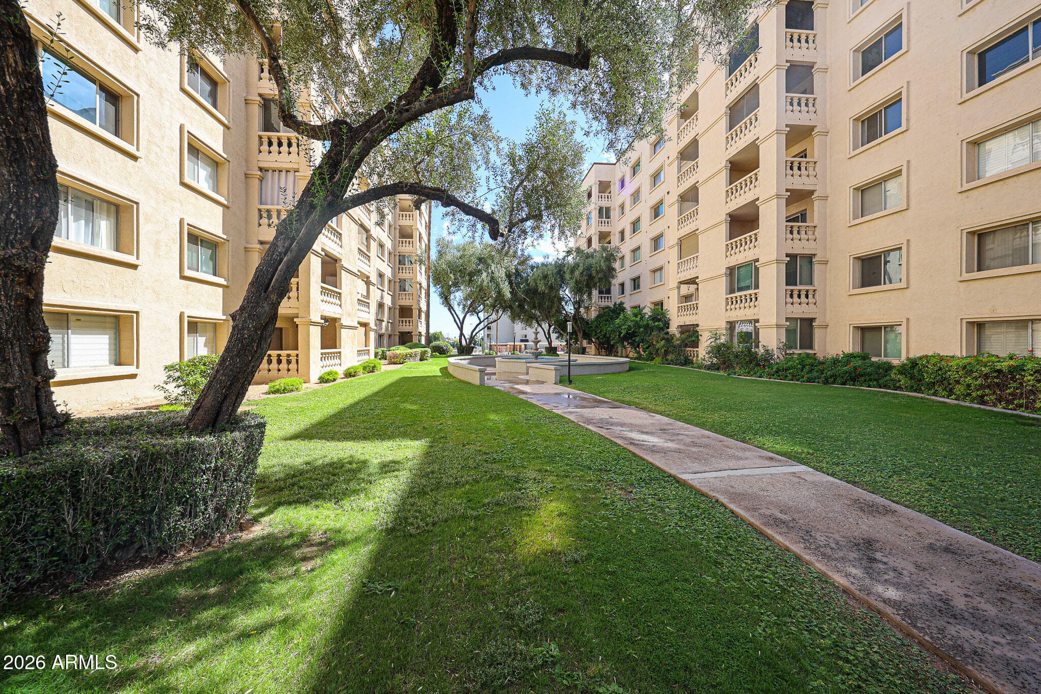 7930 E Camelback Road 605 — photo 2