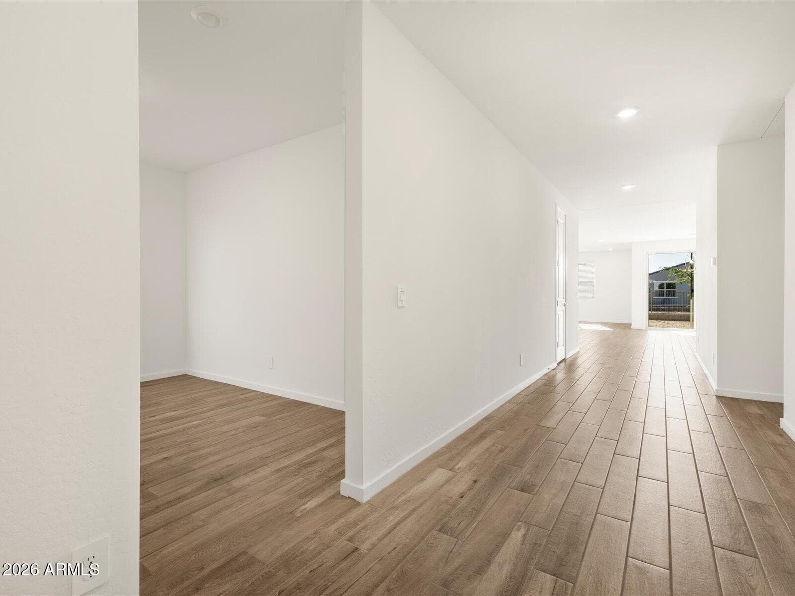15612 W Honeysuckle Drive — photo 8