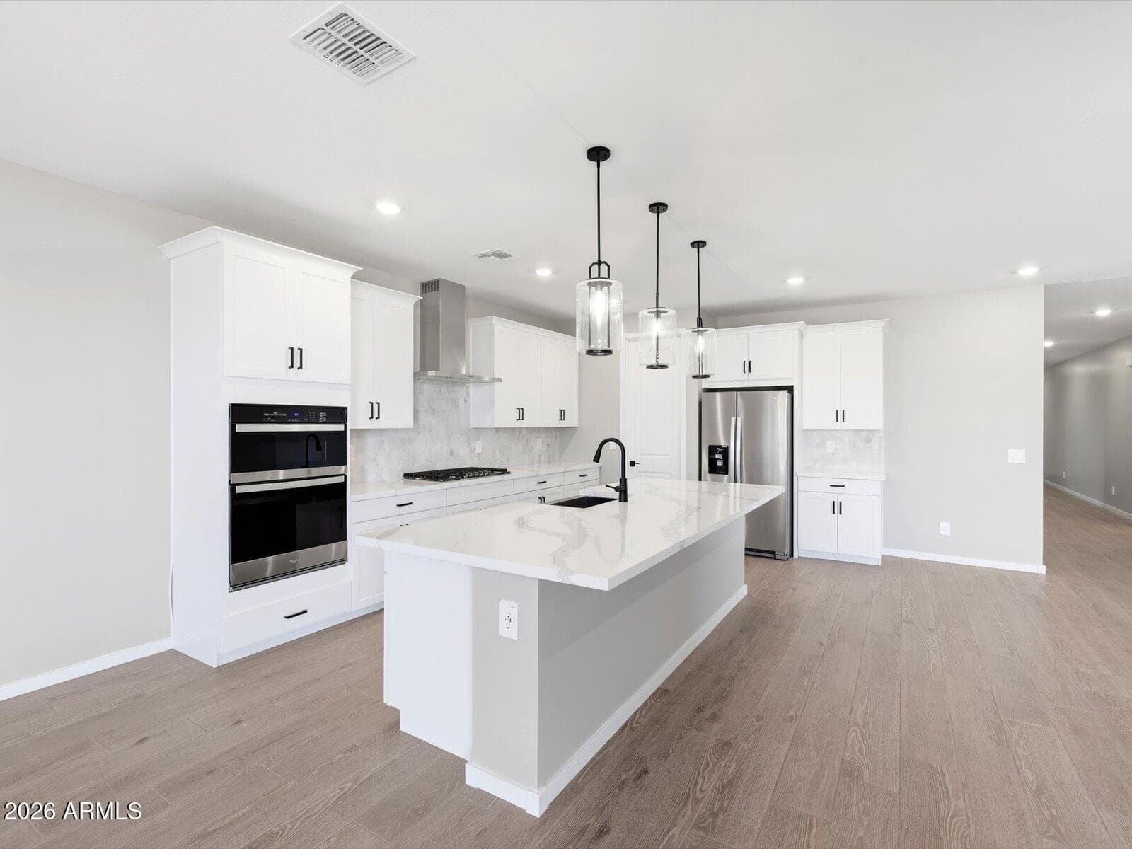 15855 W Honeysuckle Drive — photo 4