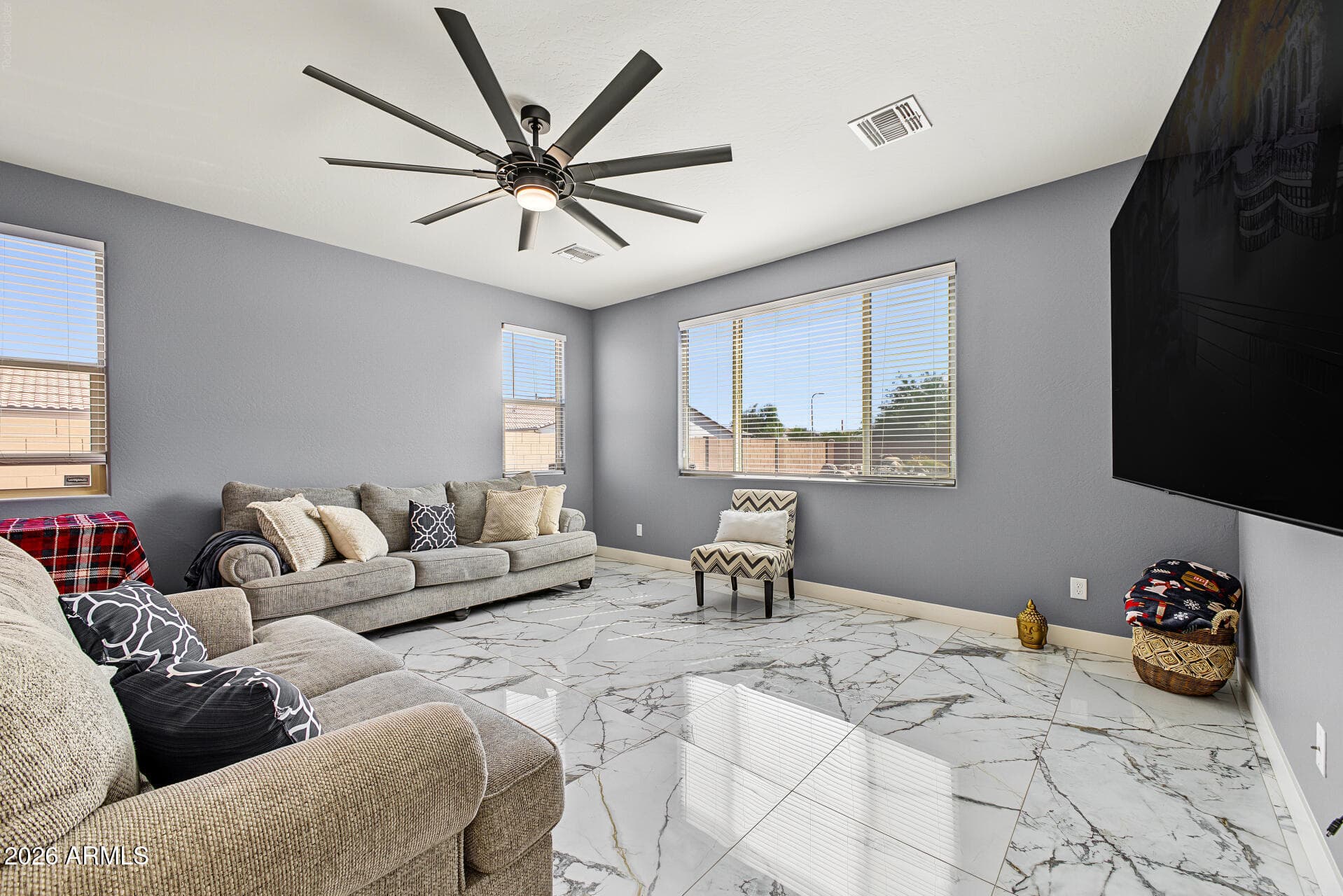 8031 W Encinas Lane — photo 5