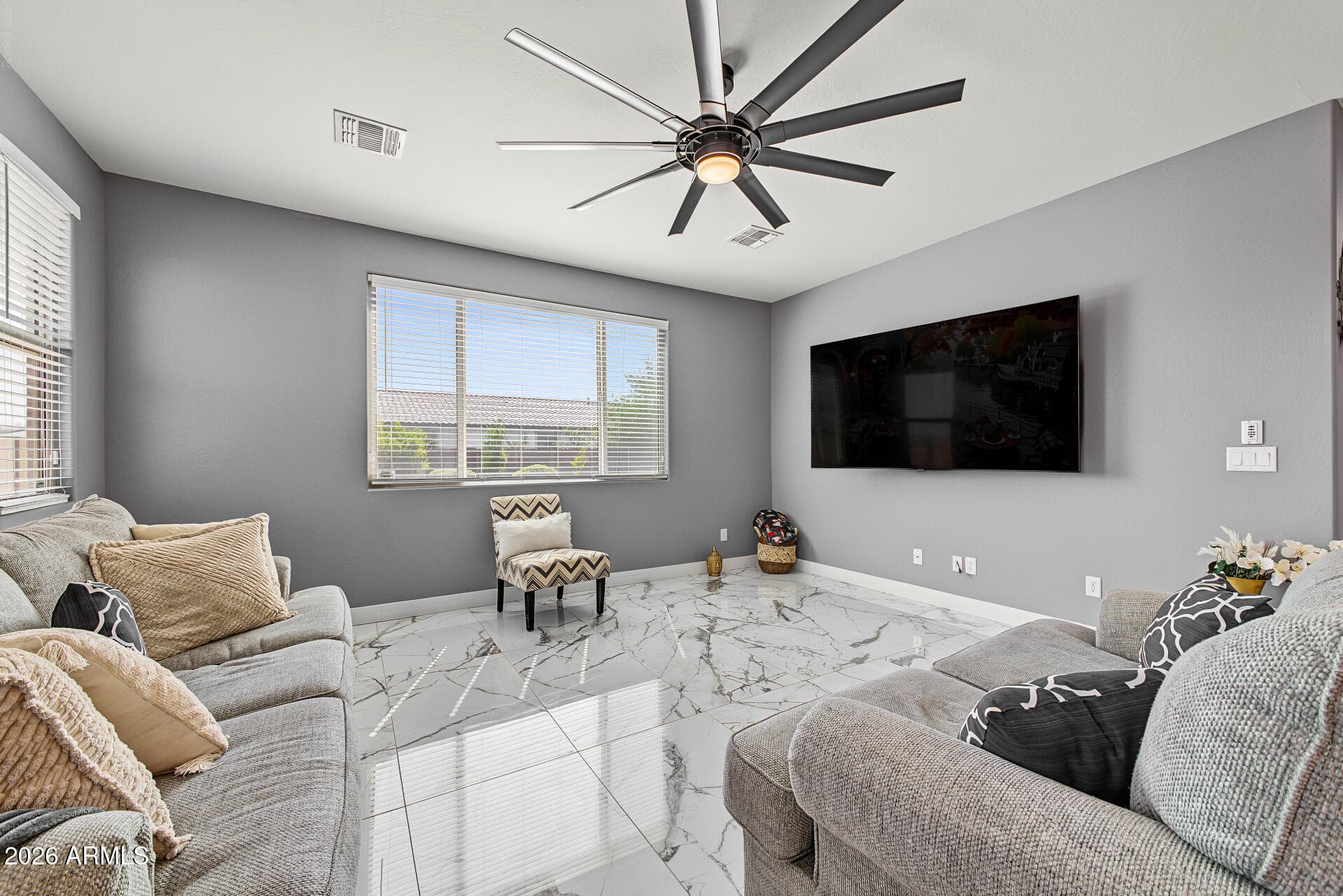 8031 W Encinas Lane — photo 6