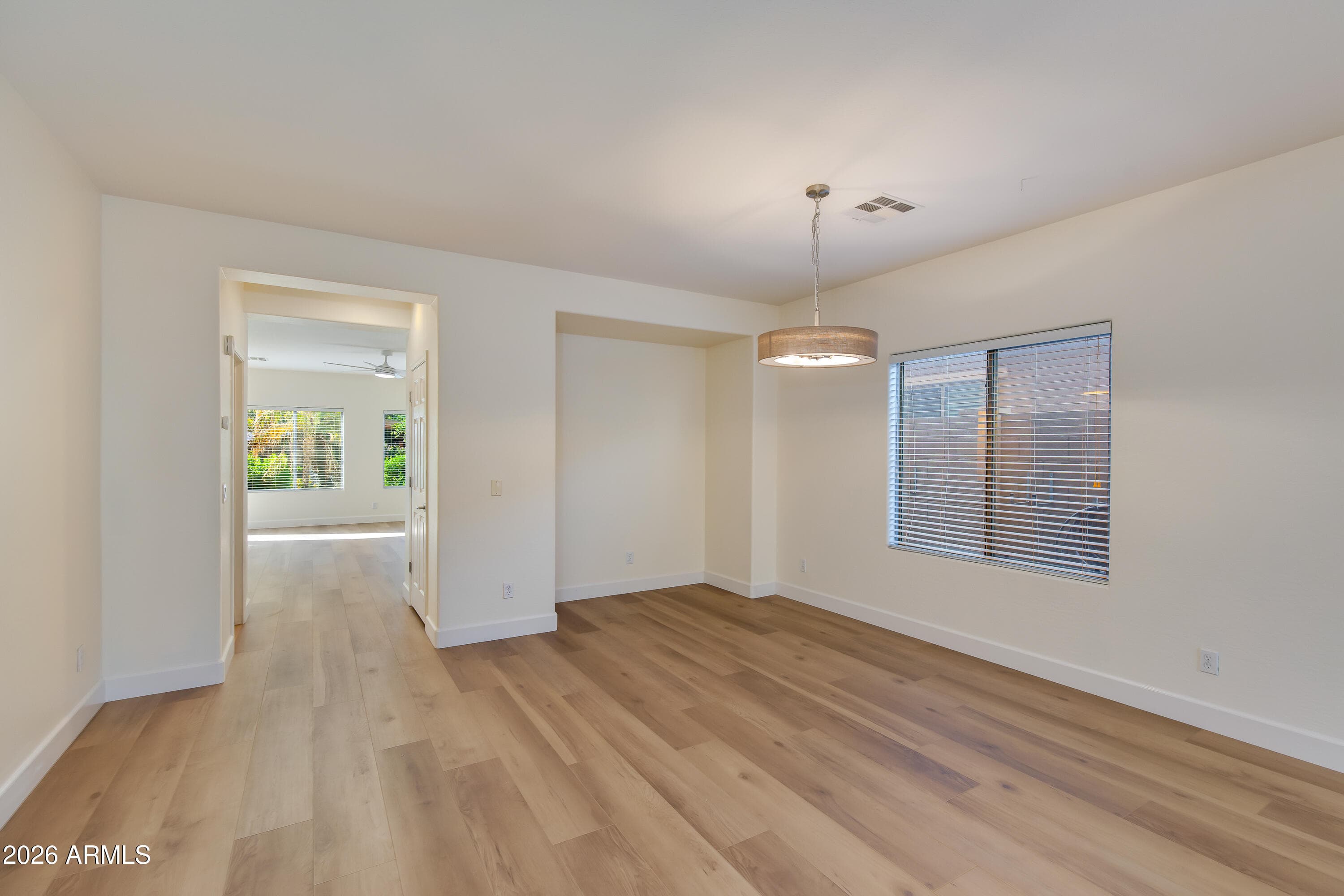 5238 W El Cortez Trail — photo 3
