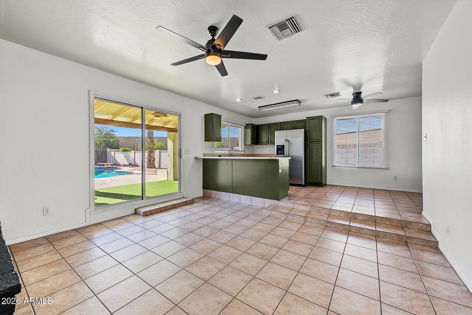 2361 E Riviera Drive — photo 2