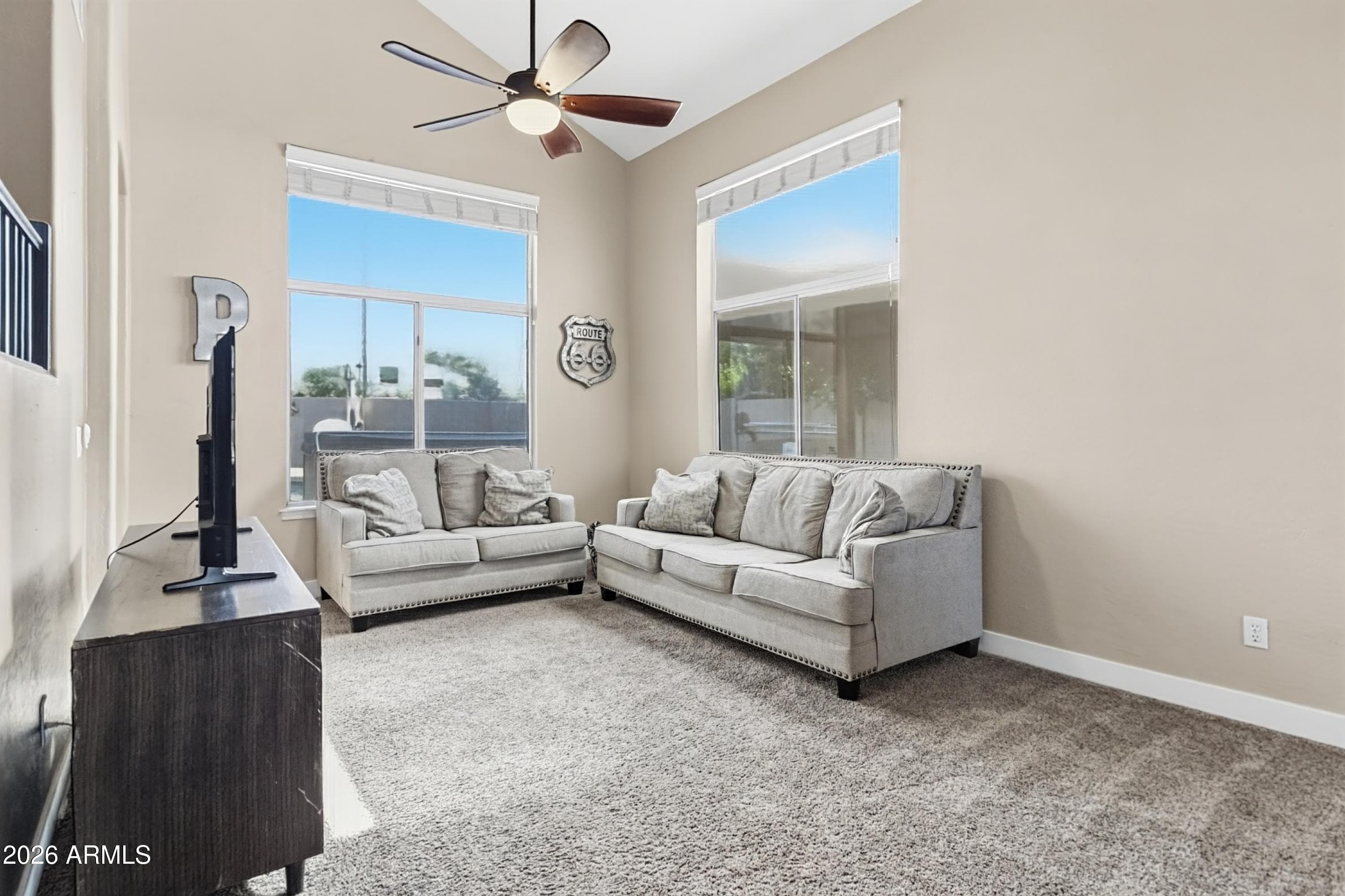 13287 W Holly Street — photo 4