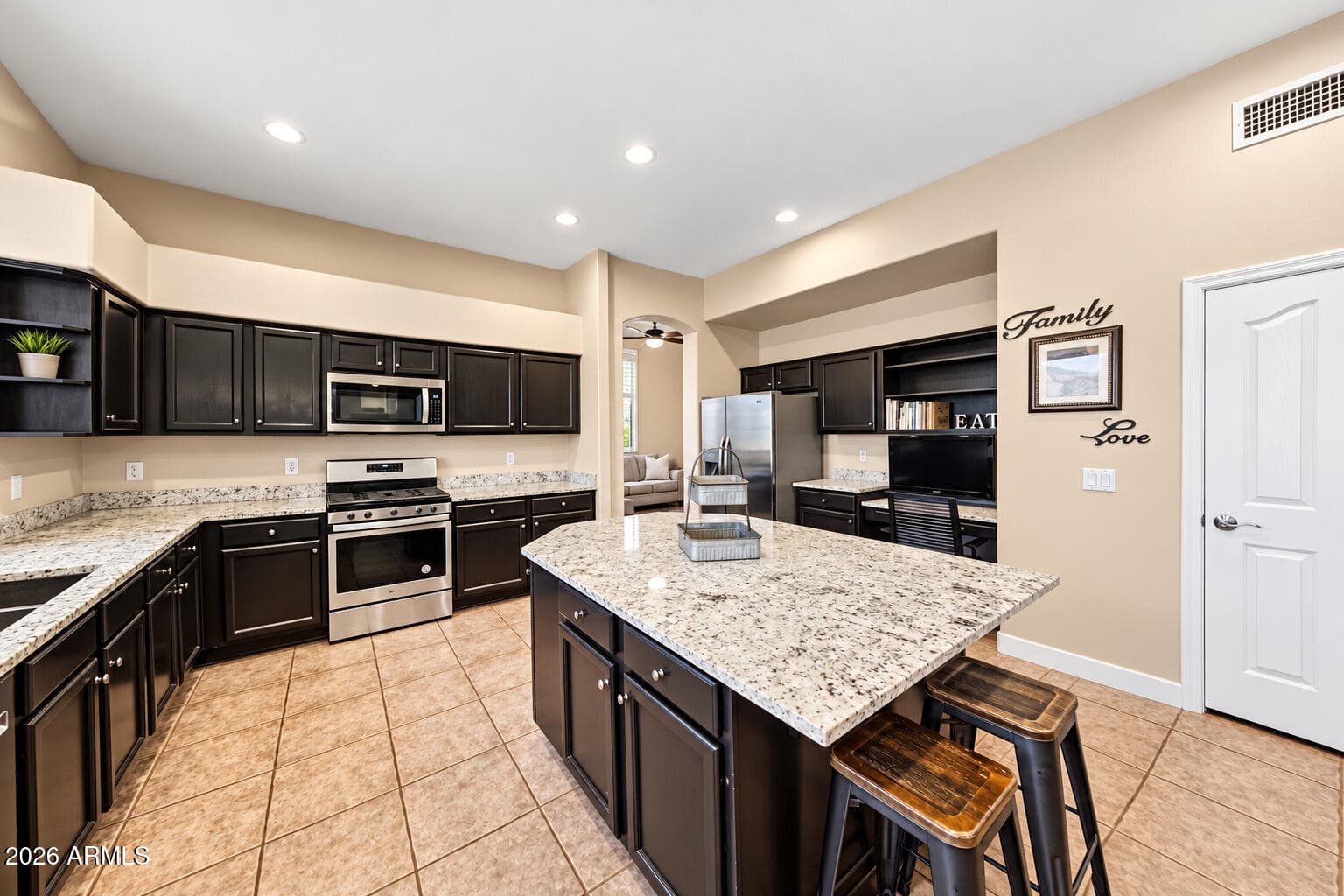 13287 W Holly Street — photo 8