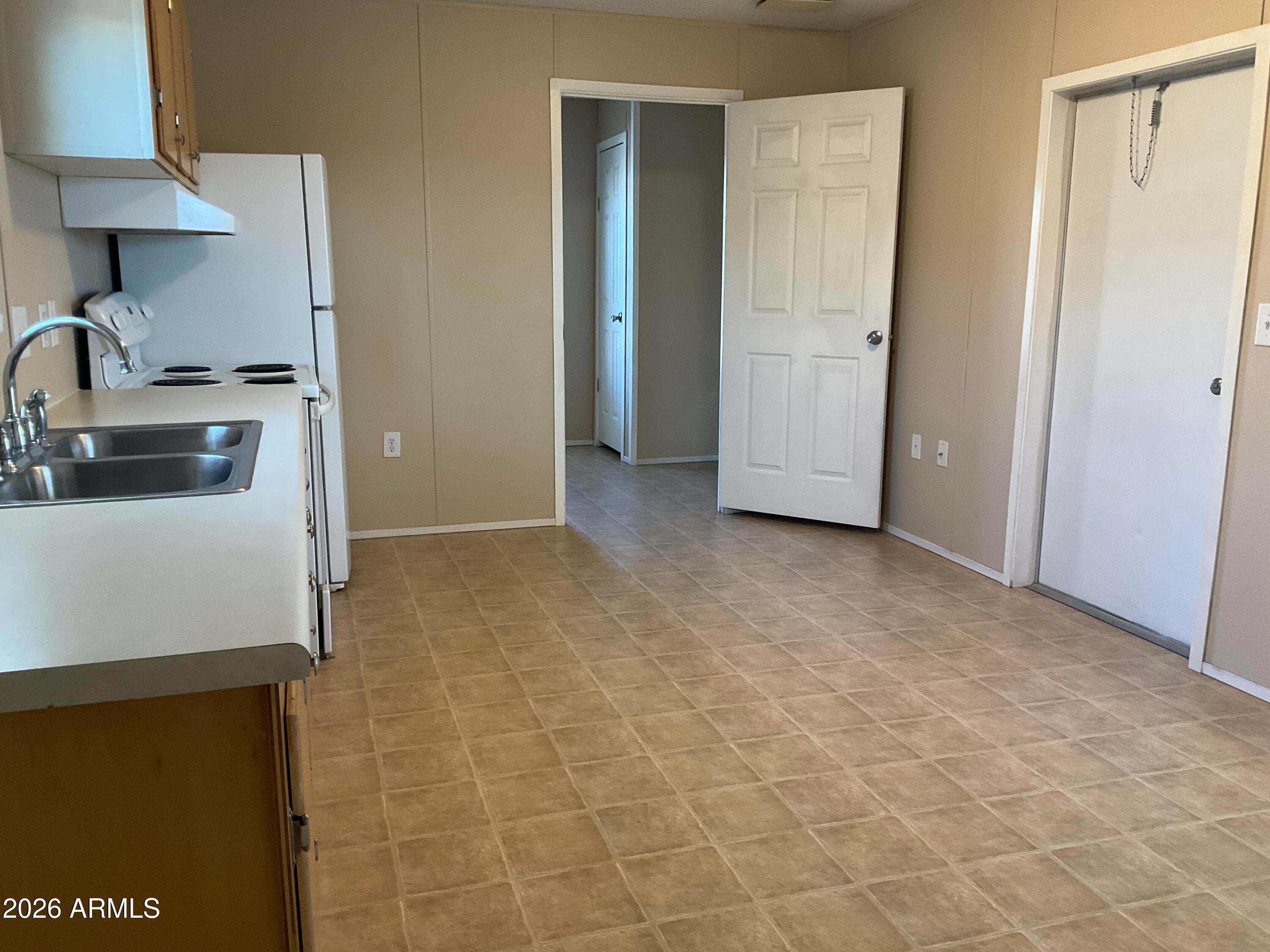 29 W Southern Avenue 29 — photo 5