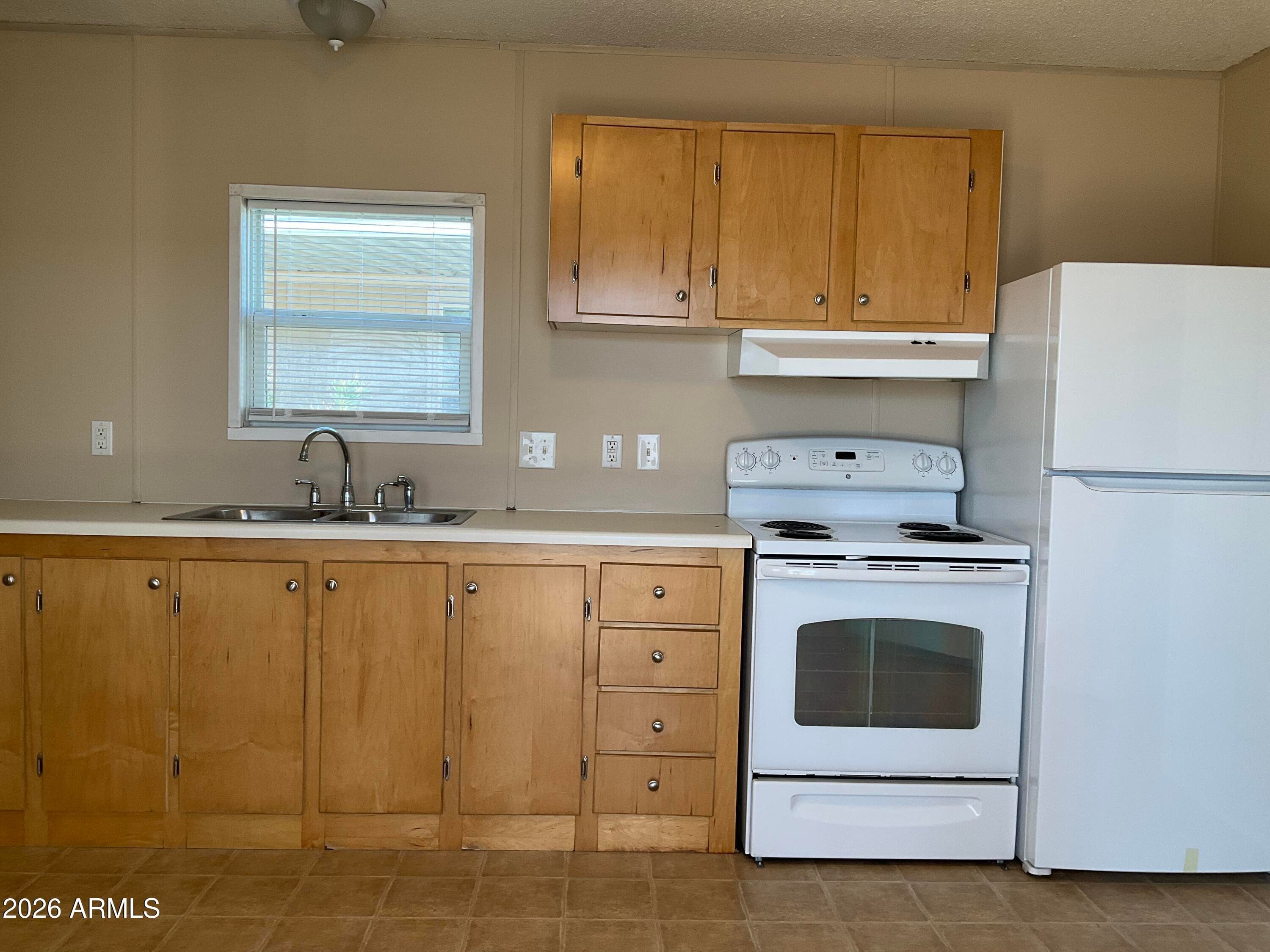 29 W Southern Avenue 29 — photo 4